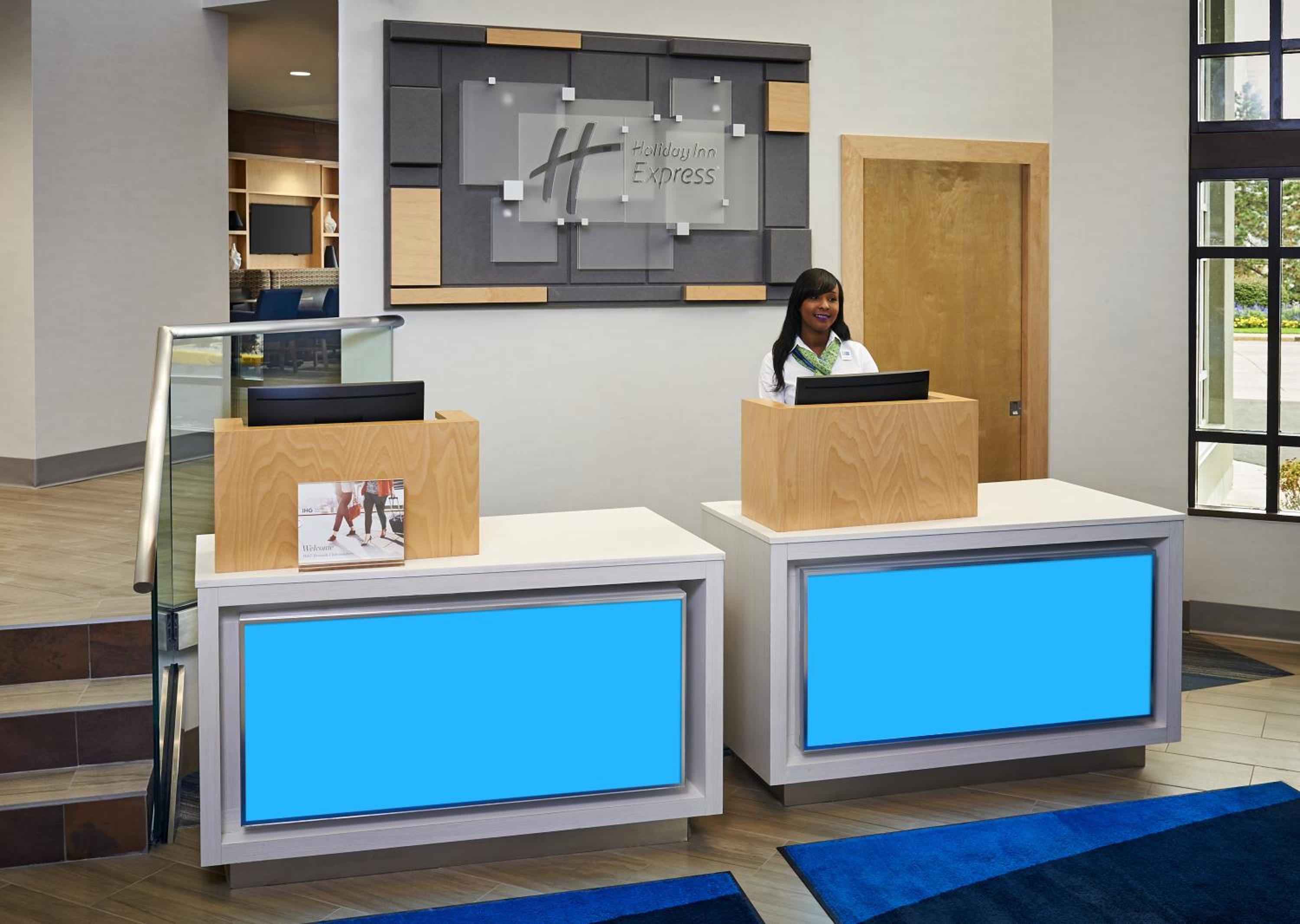 Windsor Vacations - Holiday Inn Express Windsor Waterfront, an IHG Hotel - Property Image 29