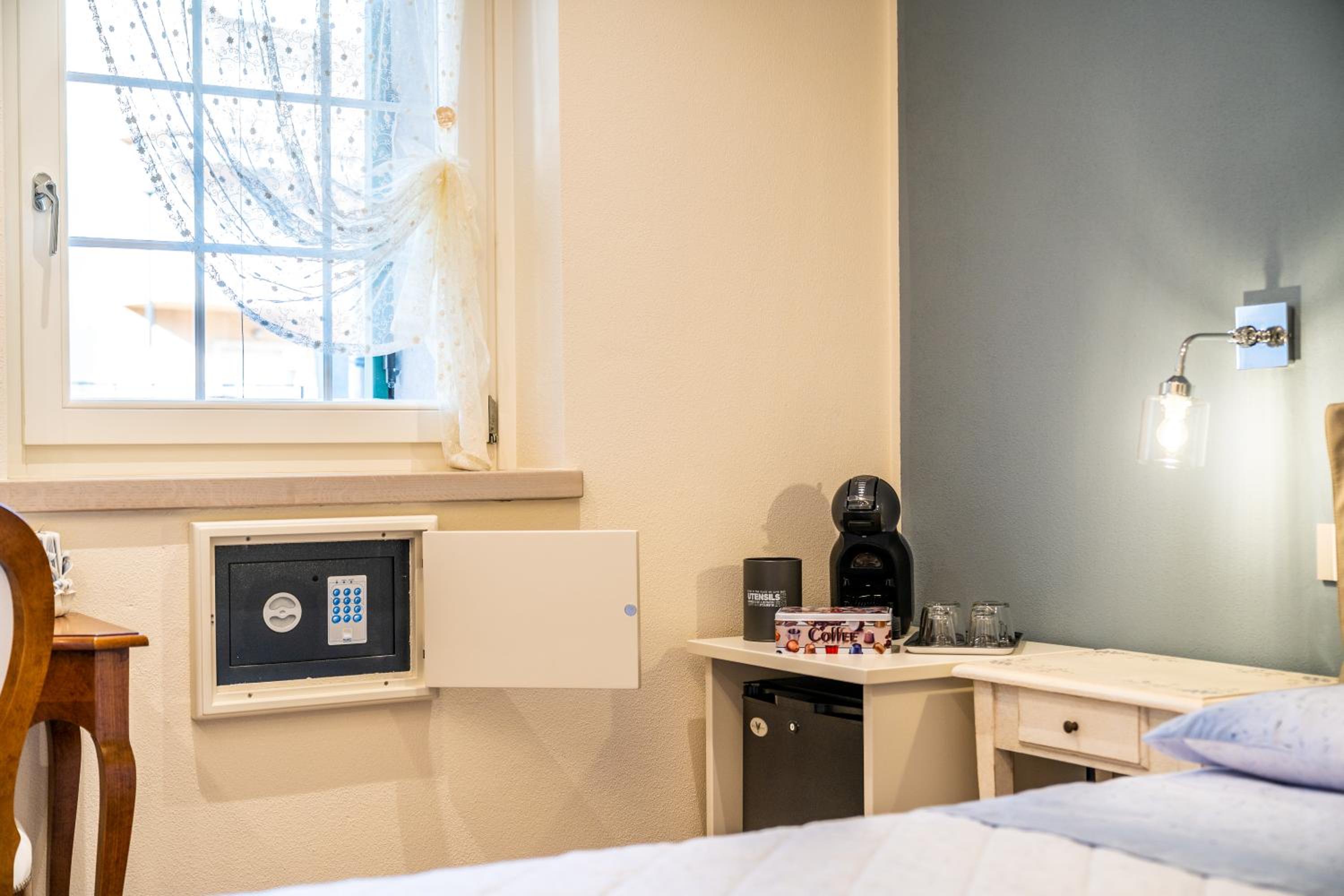Photo 34