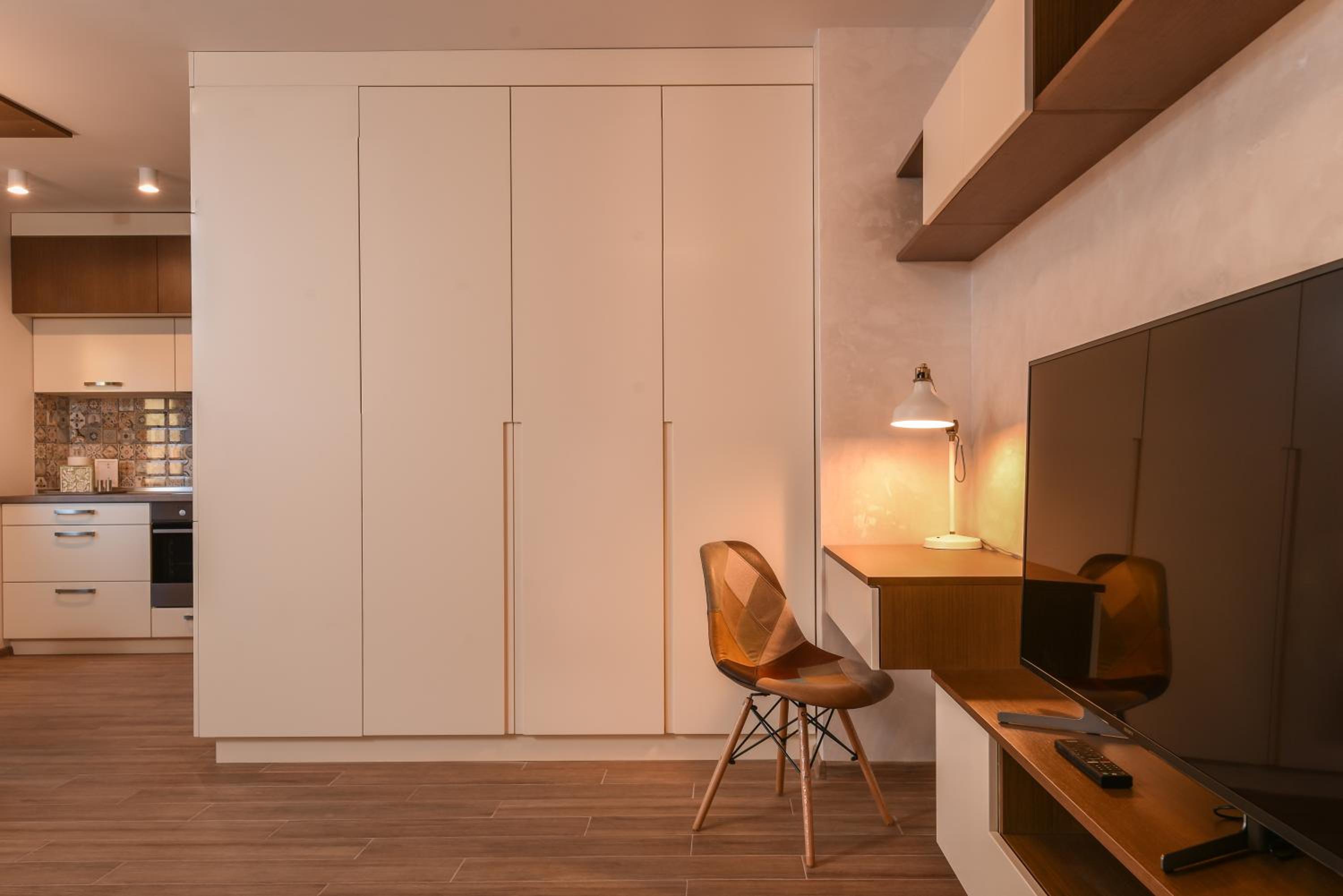 Stylish 1BD Flat with Elevator & AC - Heart of Sofia by Flat Mаnager view 5