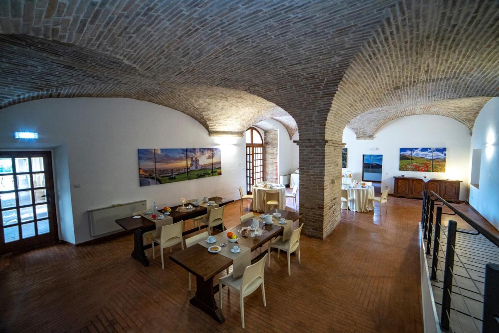 il Monastero di Bevagna view 5