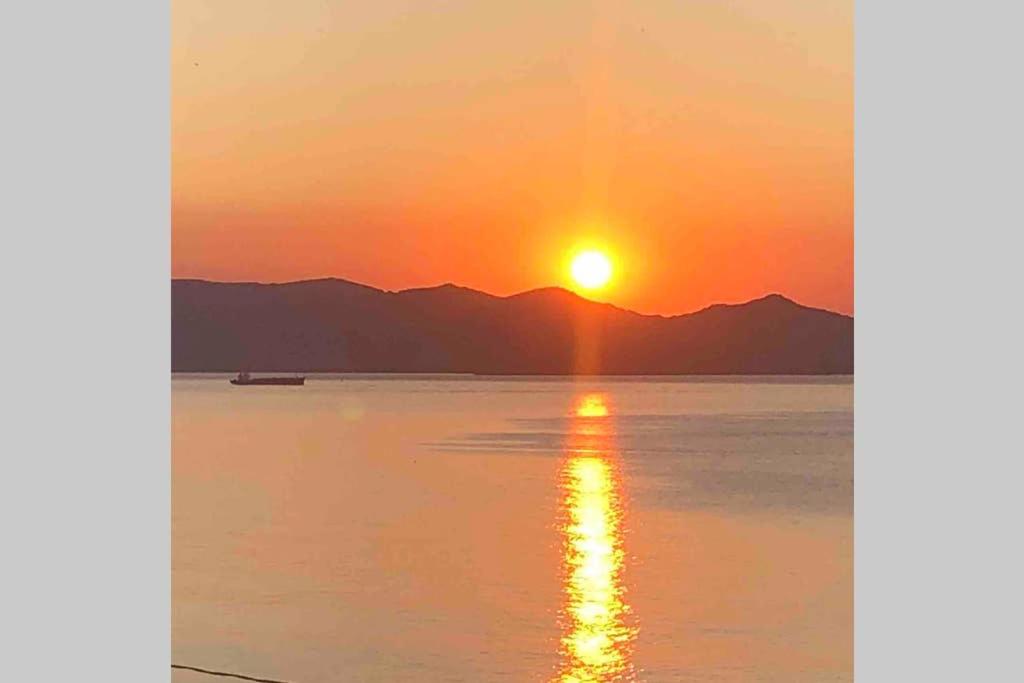 Dreamy Sunsets Faros