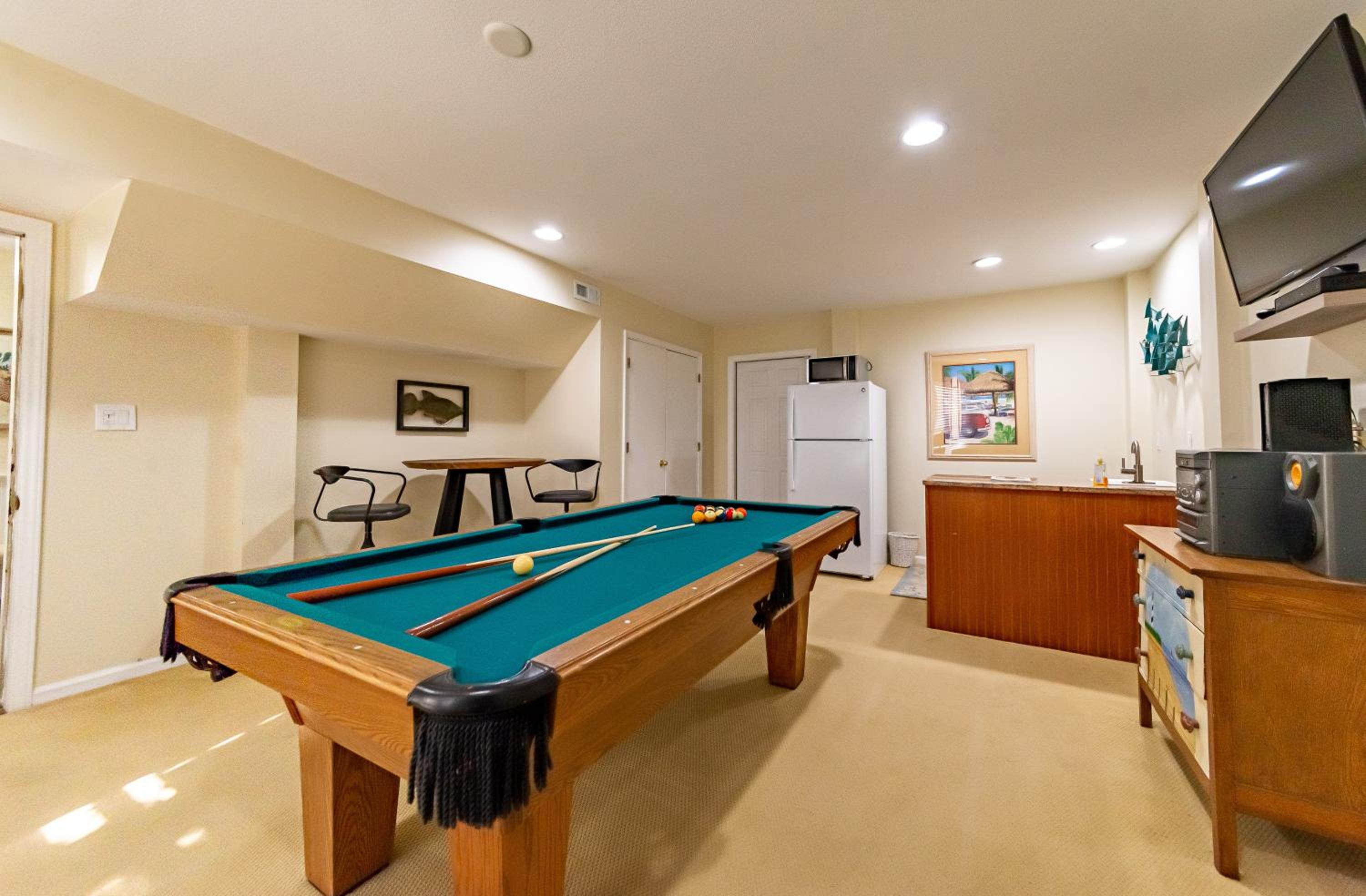 Point of View - Nags Head MP 15, Oceanfront, Ocean View, Elevator, Pool, Hot Tub, Gazebo