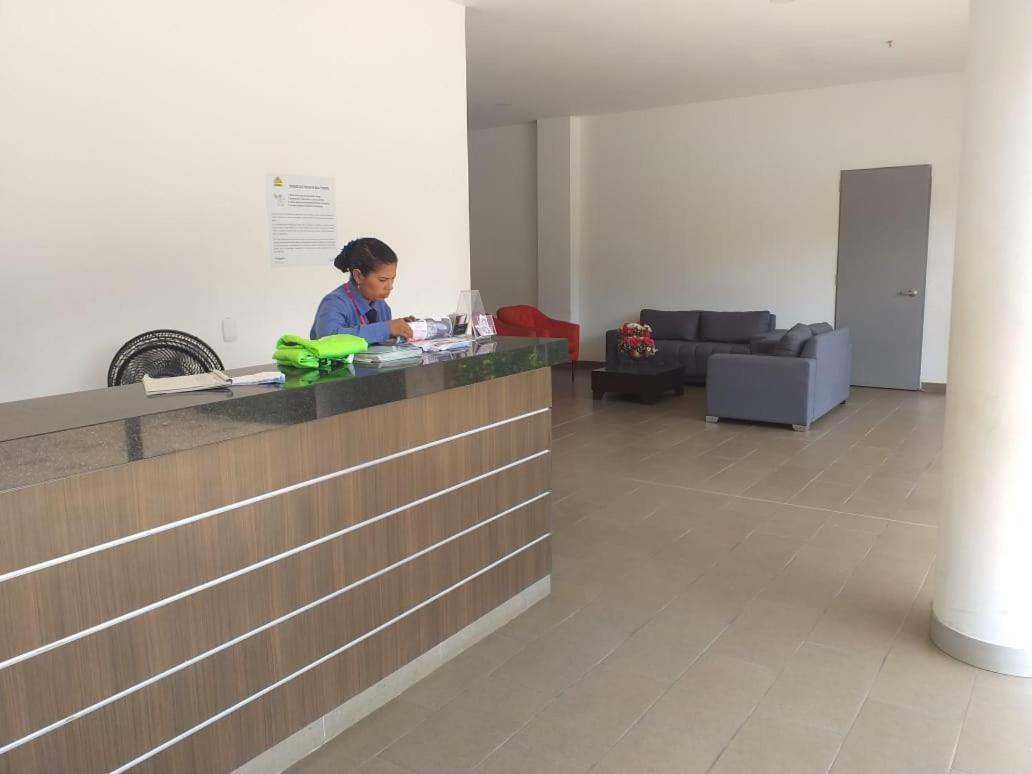 Apartamento cerca al CC Buenavista