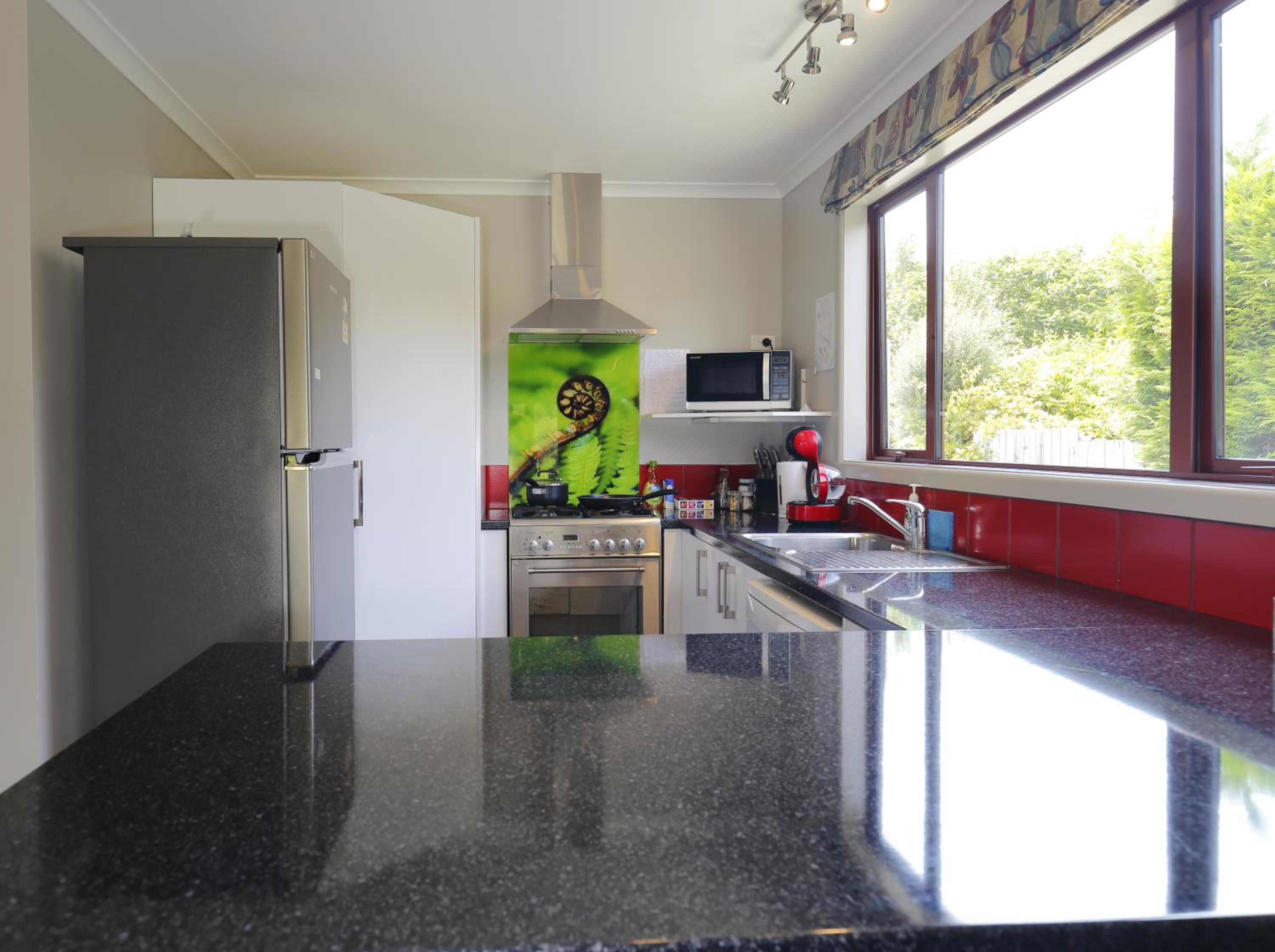 Mokonui Cottage - Te Anau Holiday Home view 5