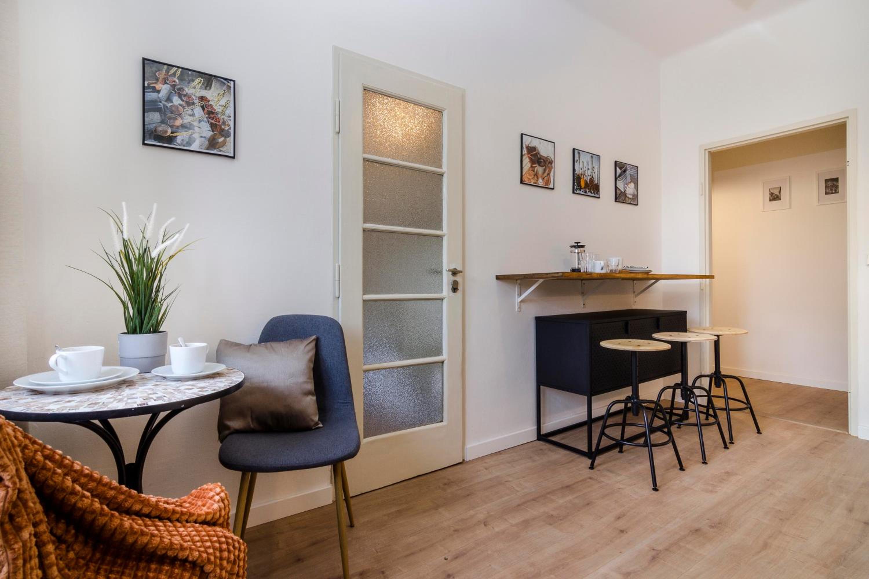 APT in Prague Charles Bridge 1km by Michal&Friends