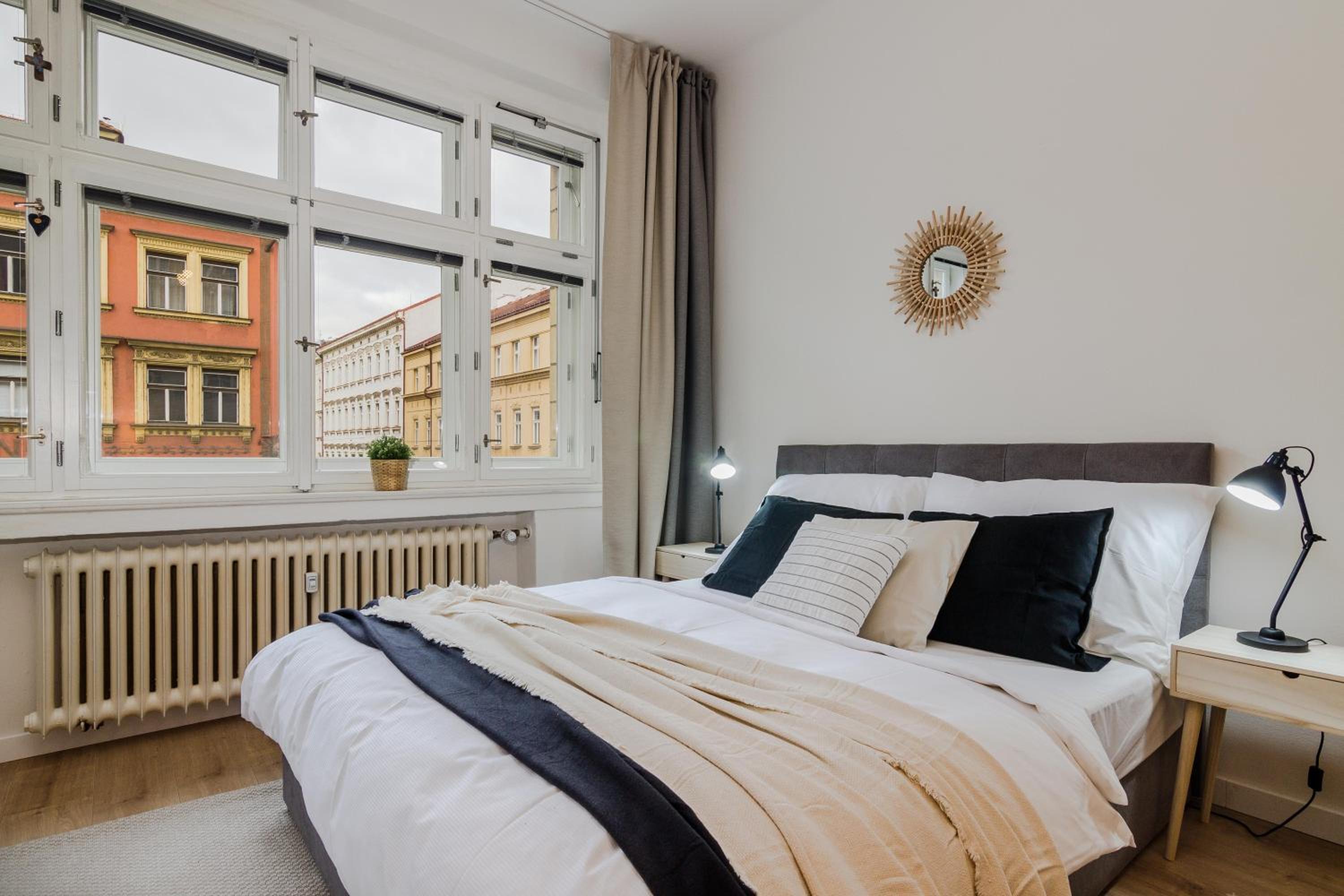 APT in Prague Charles Bridge 1km by Michal&Friends