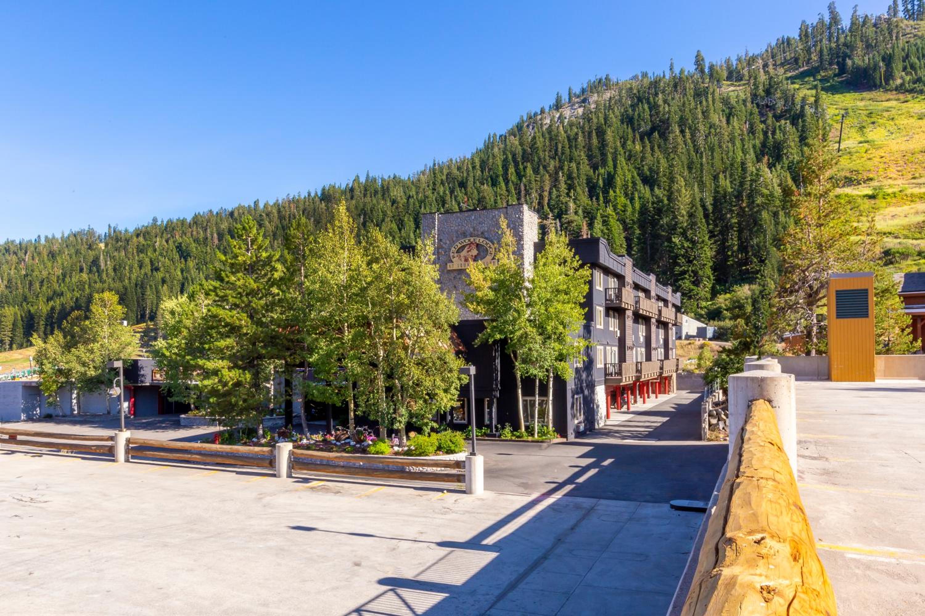 Red Wolf Lodge at Olympic Valley