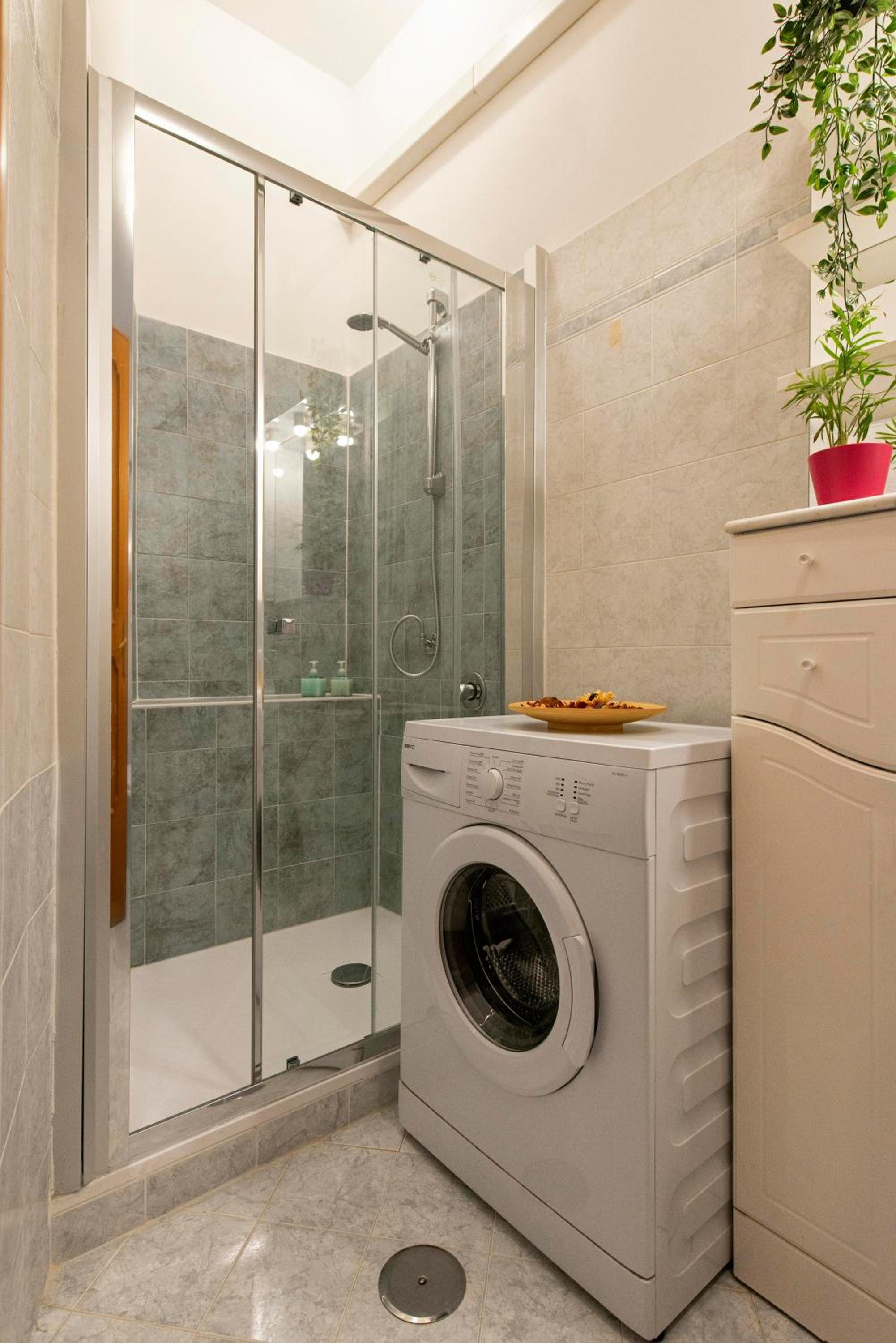 Redseven Rome Apartments