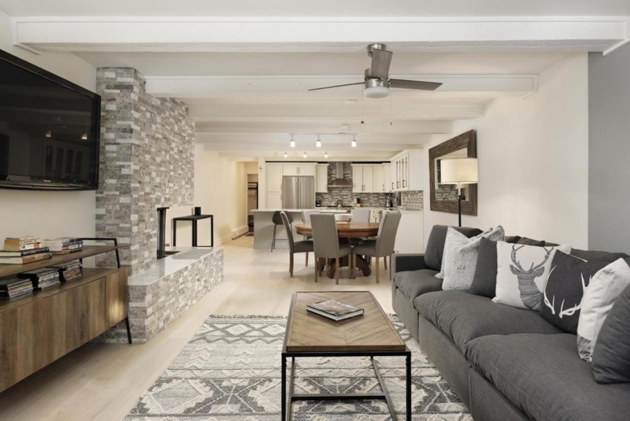 Chateau Snow Unit 202, Renovated Condo with Great Natural Light, Excellent Location view 5