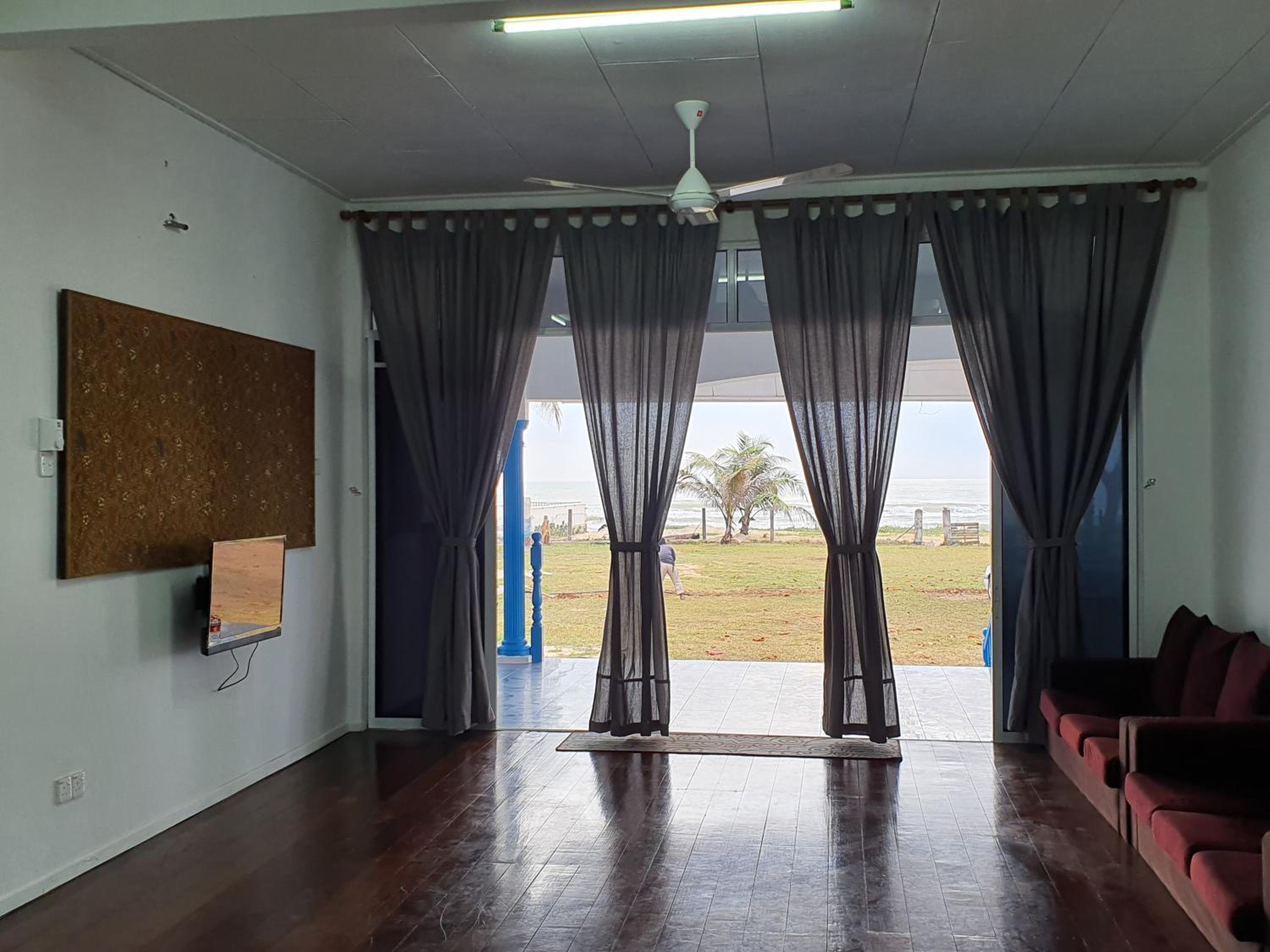 ALA Beach Lodge - Ketapang Homestay photo 7