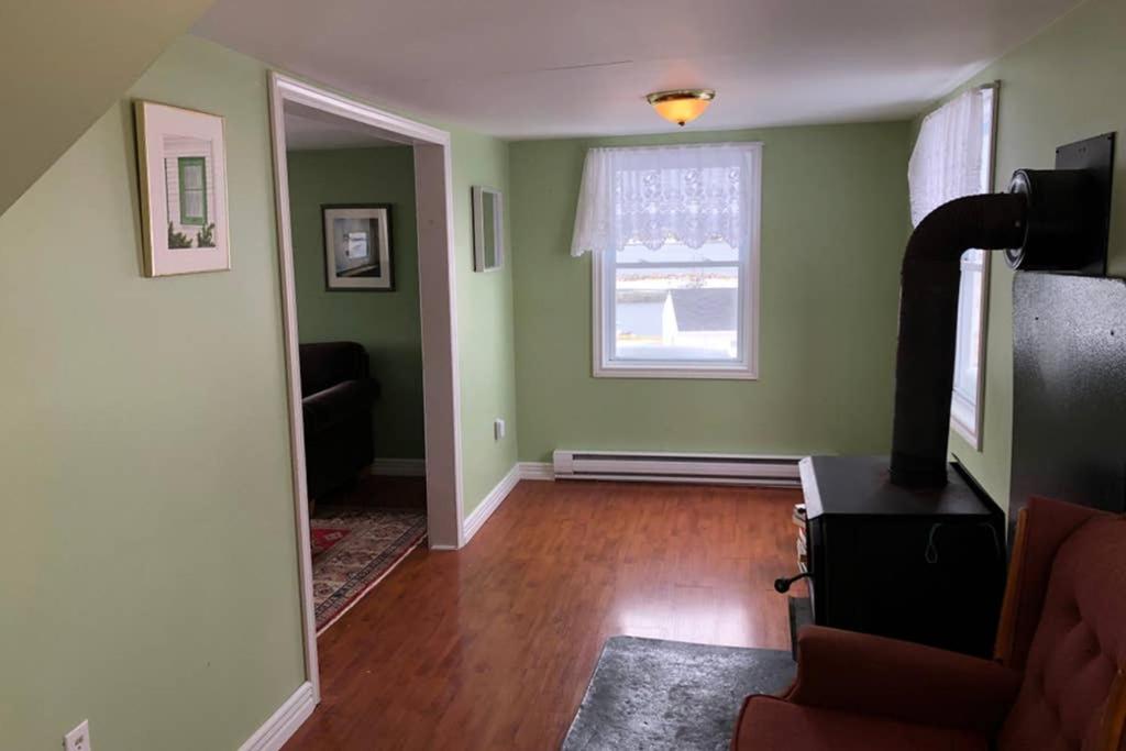 Private Gem In Ferryland Stunning View!