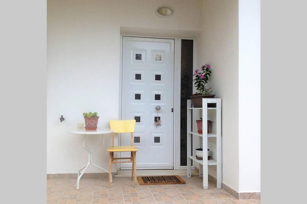 Estia House Cozy-Comfortable Apartment view 5