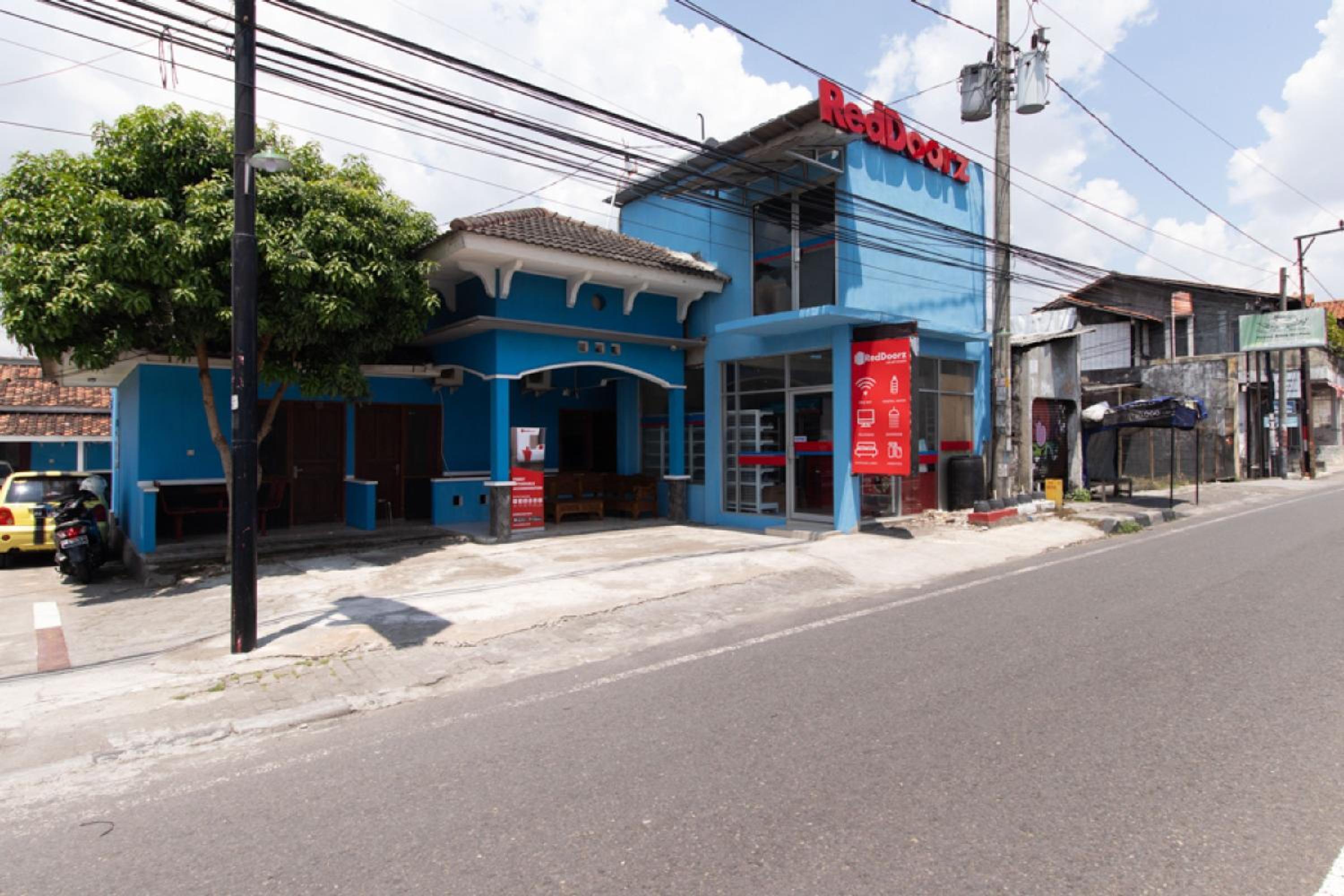 RedDoorz @ Raya Janti Yogyakarta view 3