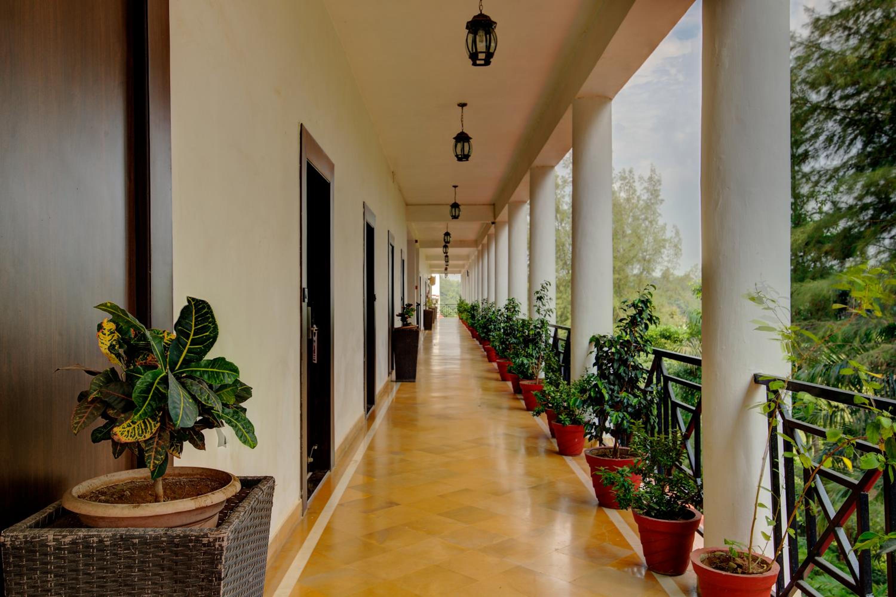 Khanvel Resort