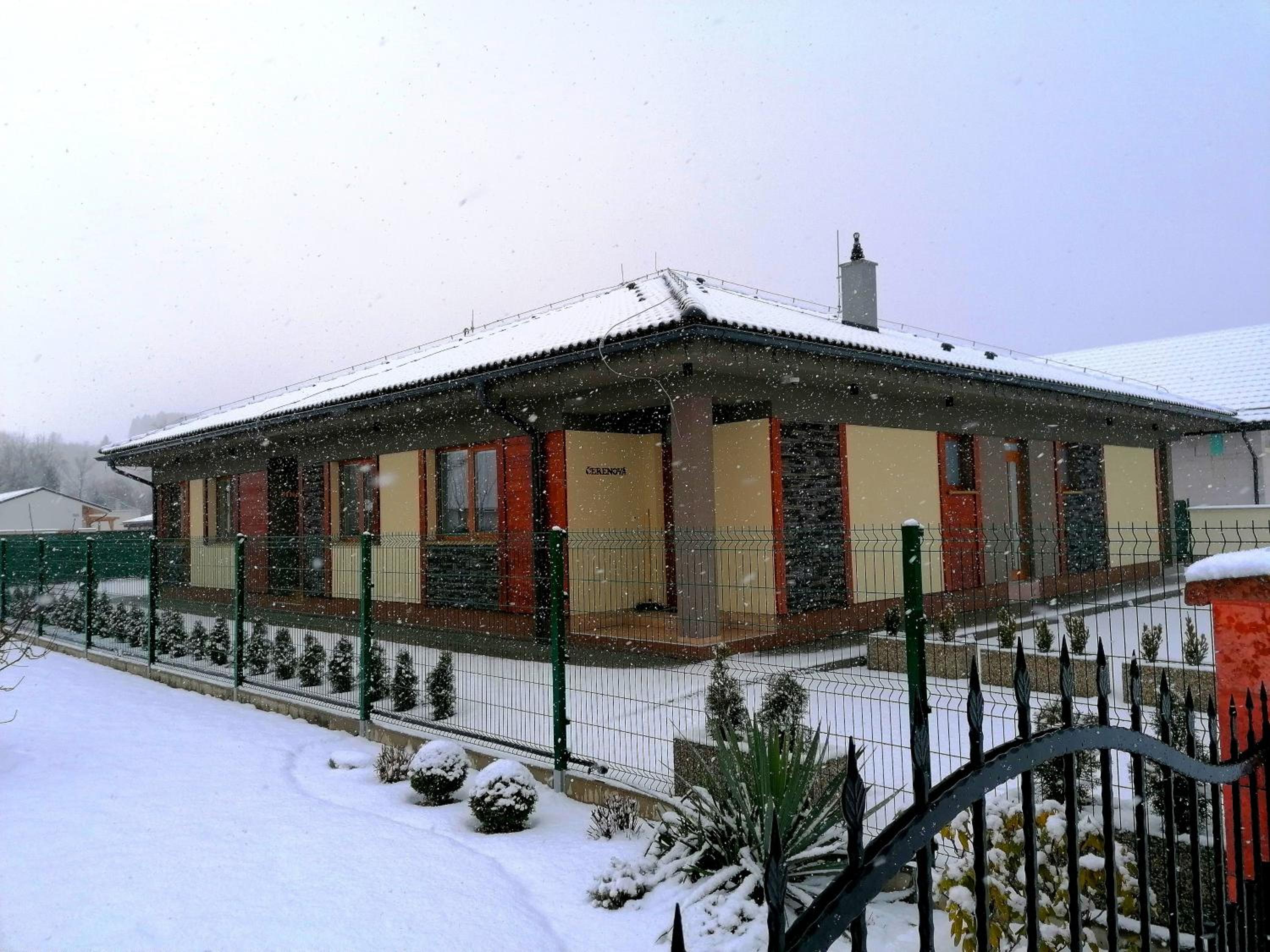 Elejan view 2