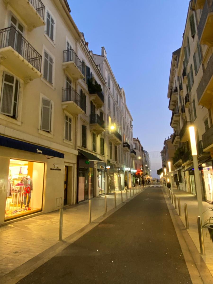 Cannes Holiday Suites view 2