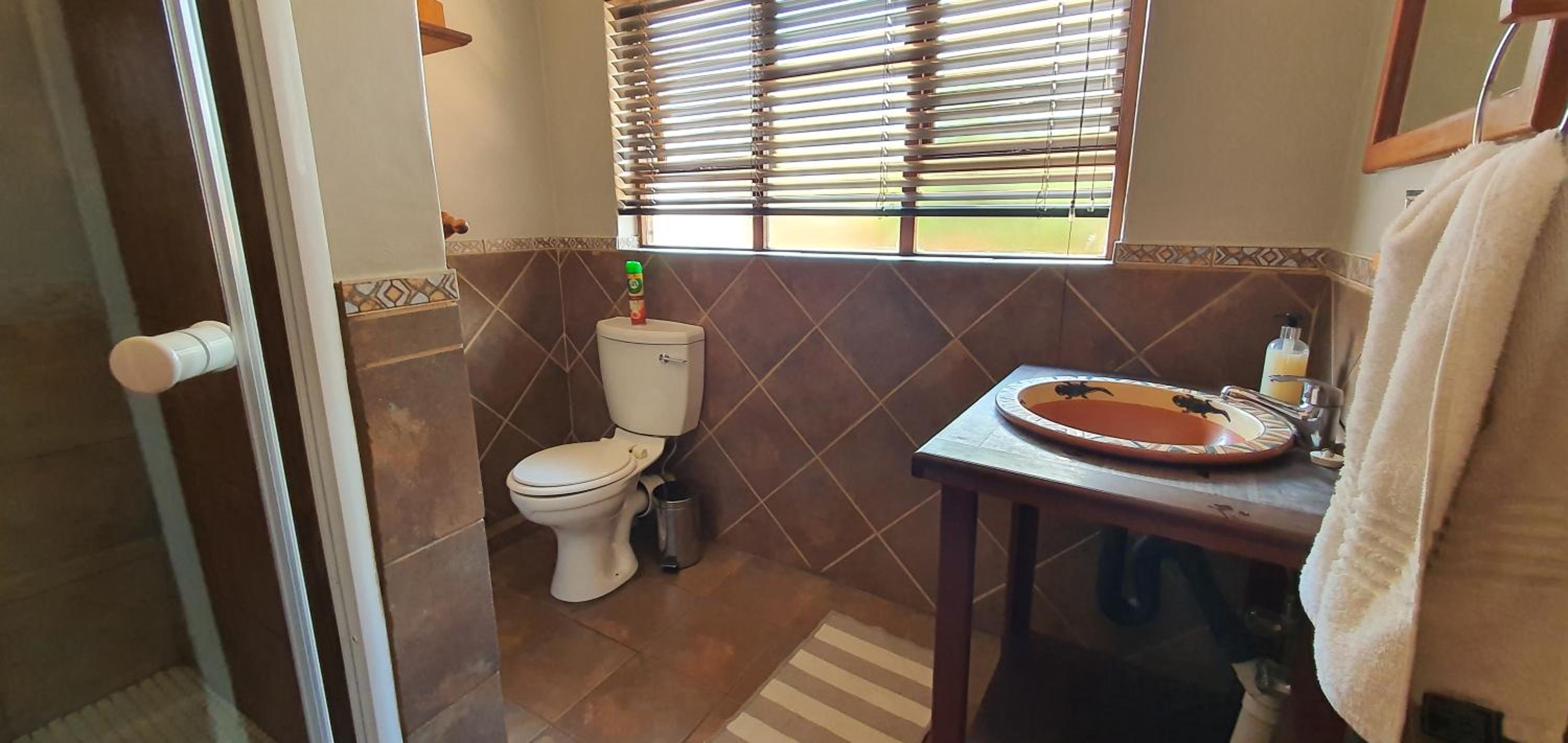 Aero Lodge Guest House view 3