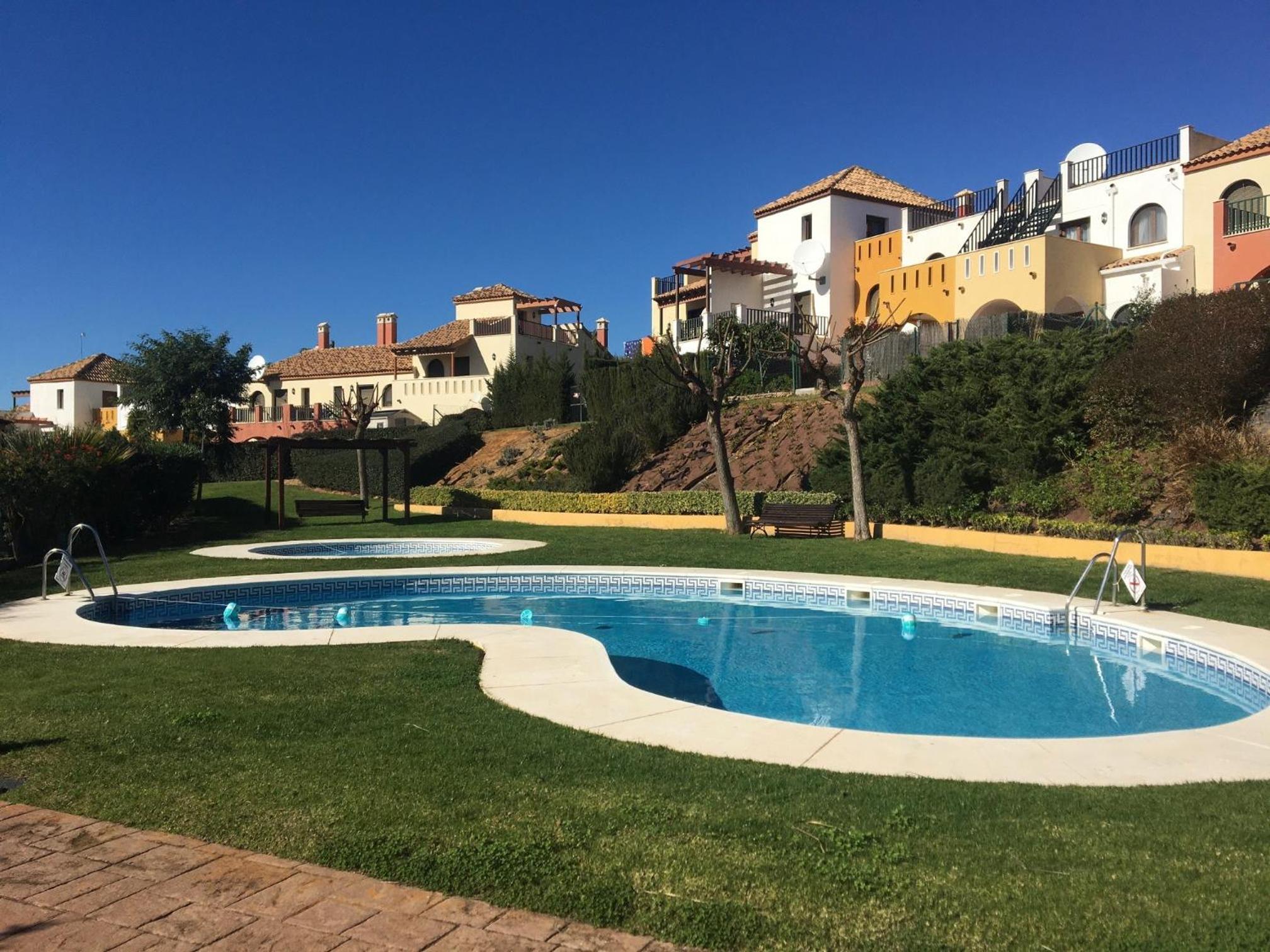 ADOSADO CON VISTAS, RELAJATE Y DISFRUTA