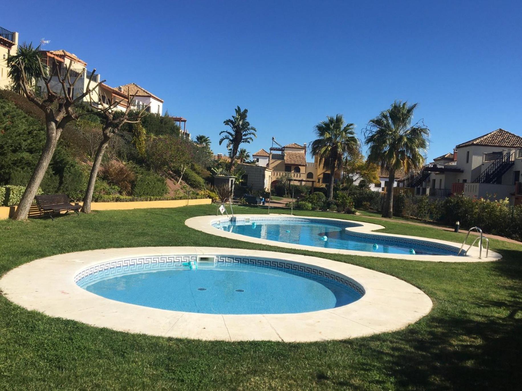 ADOSADO CON VISTAS, RELAJATE Y DISFRUTA