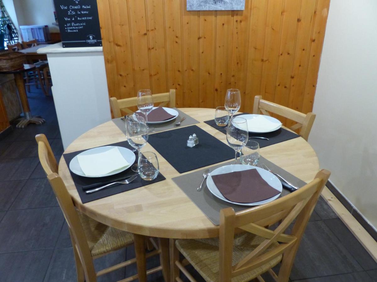 restaurant