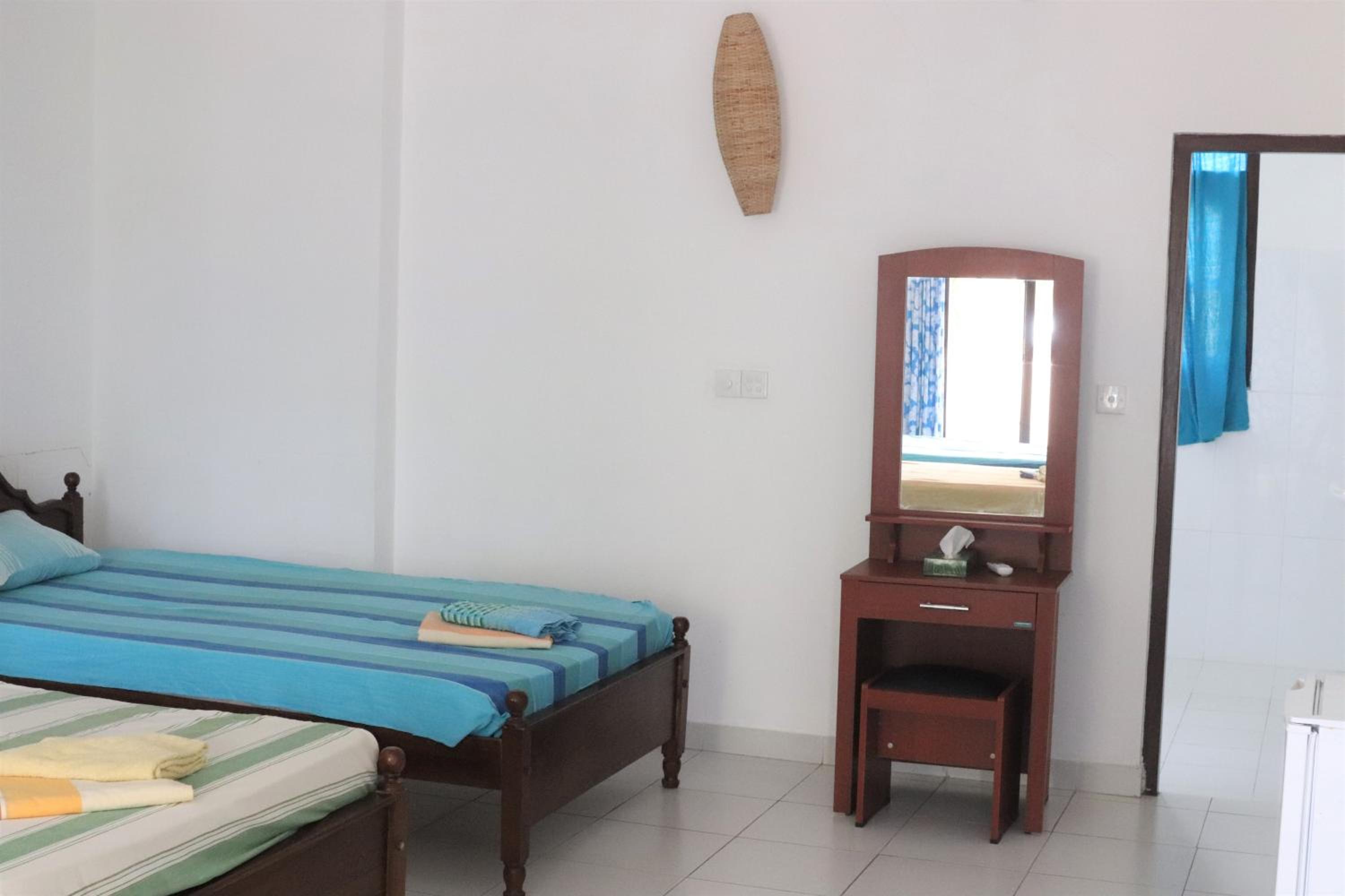 Long Beach Guest House