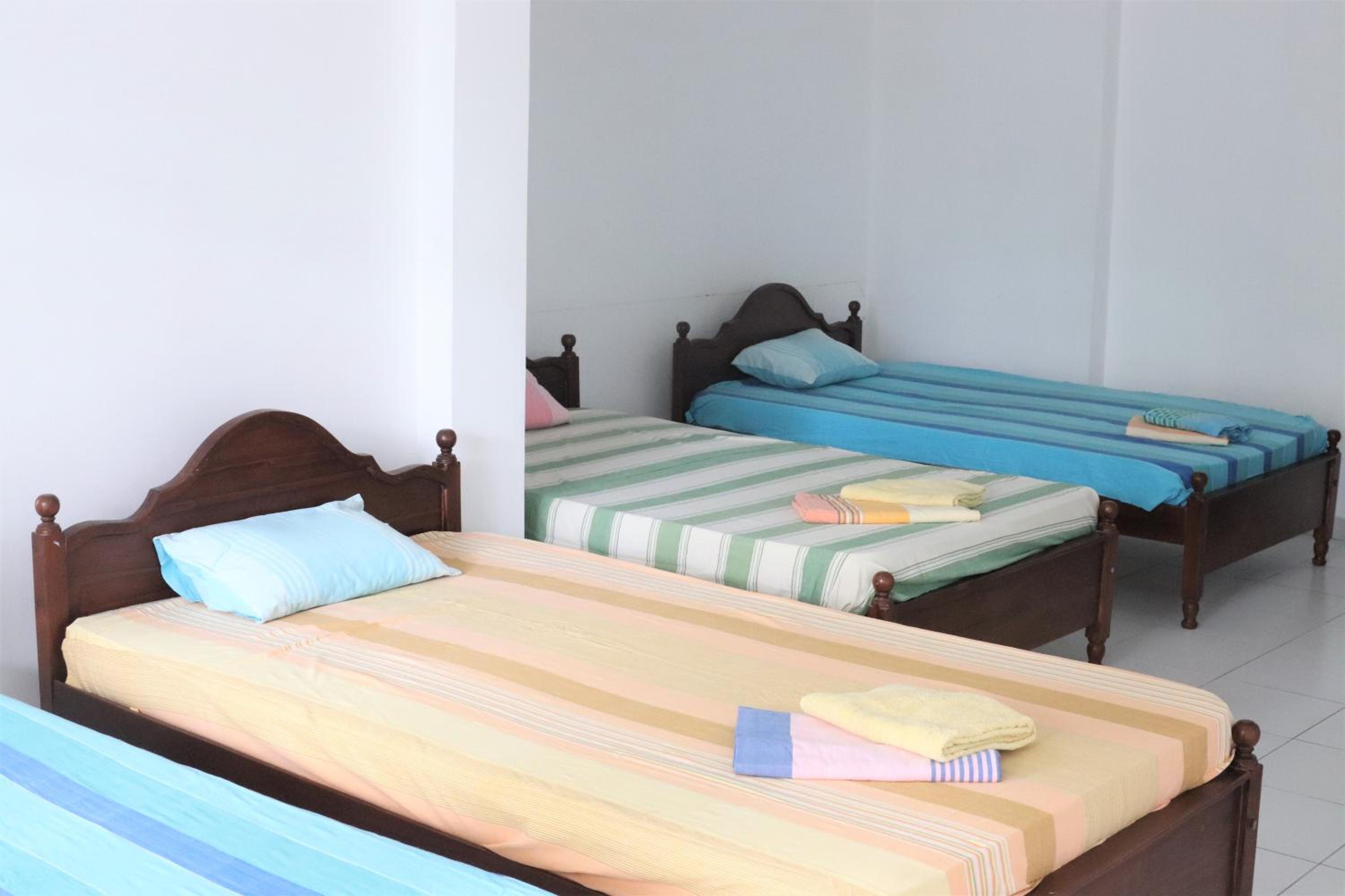 Long Beach Guest House