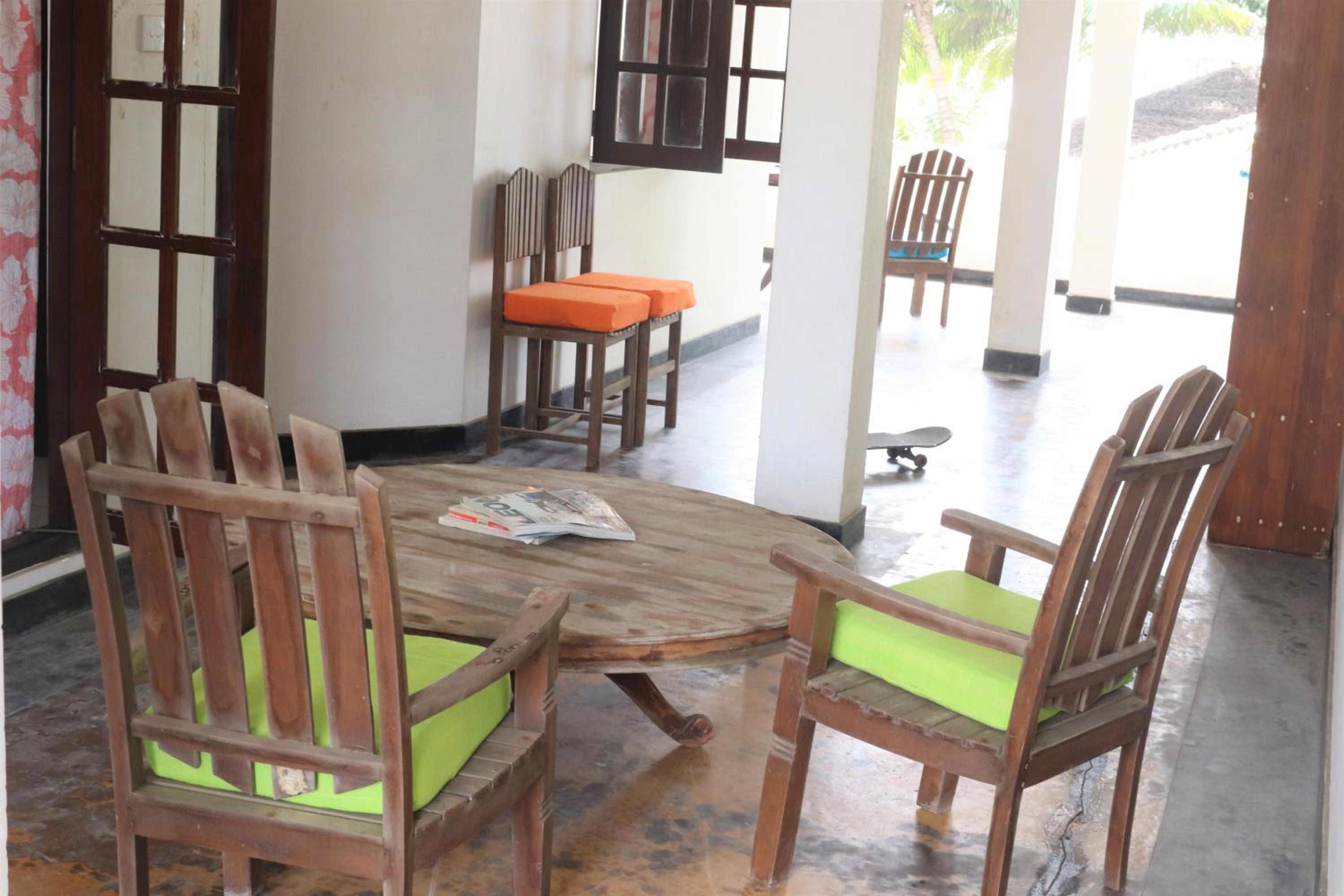 Long Beach Guest House