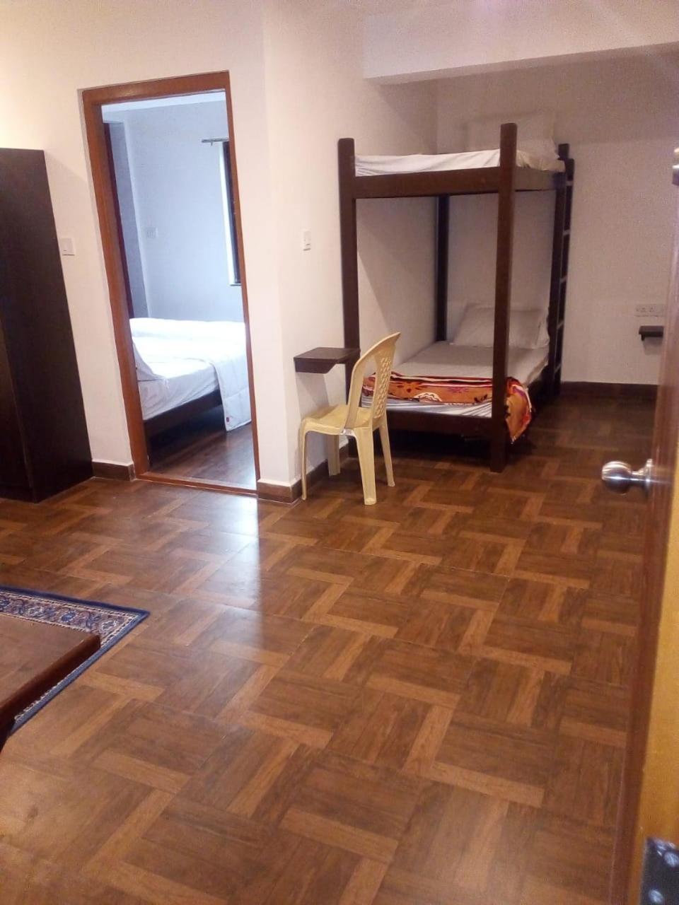 Photo 43