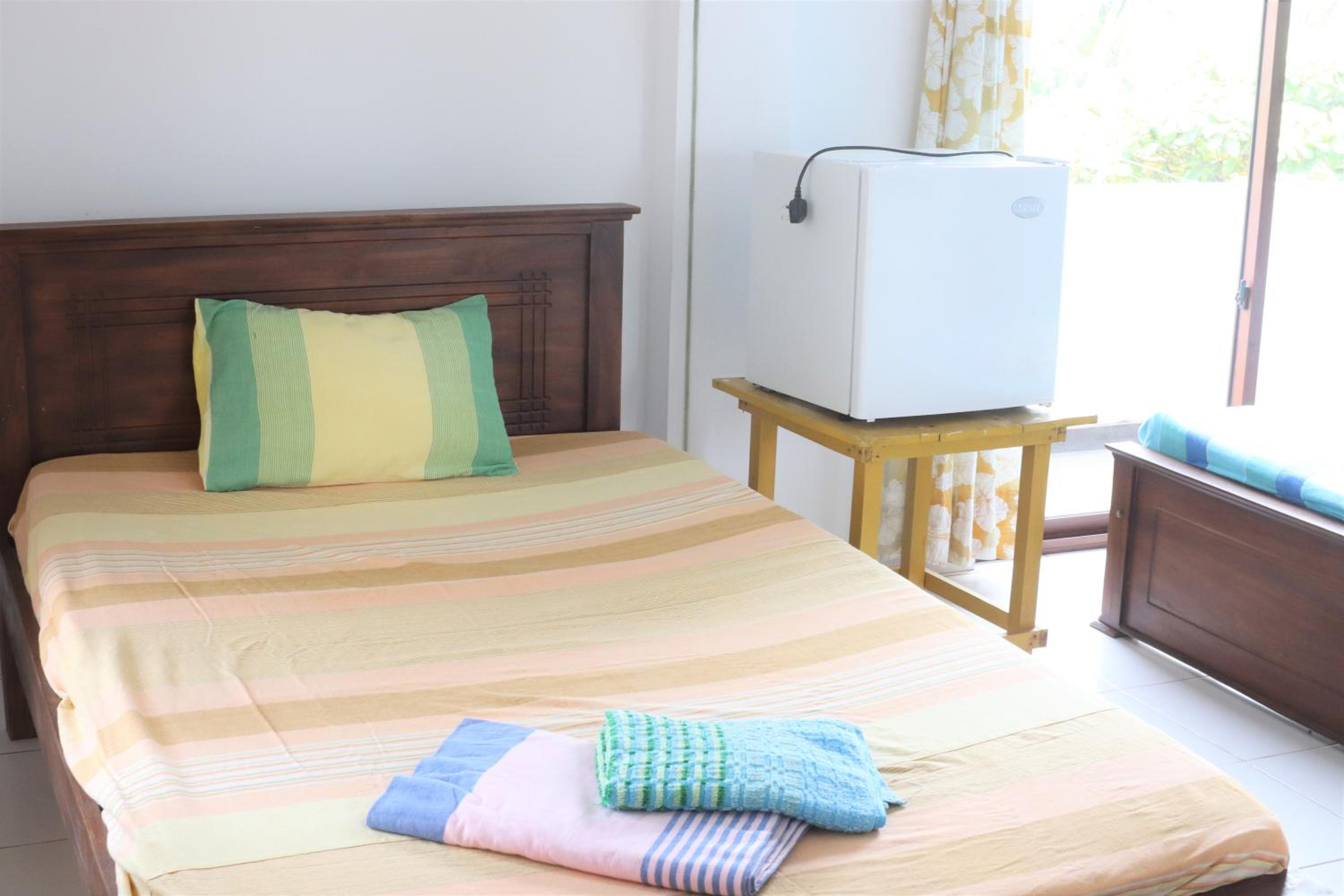 Long Beach Guest House
