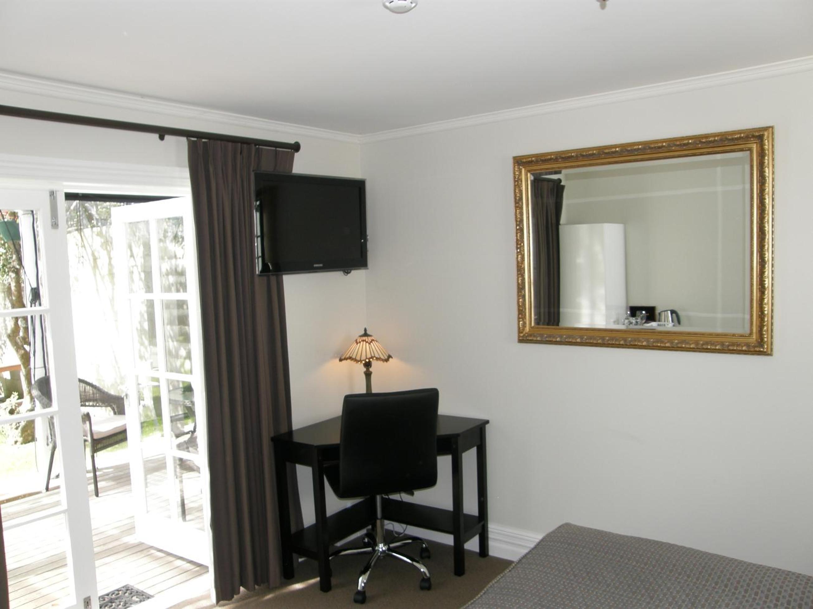Ponsonby Manor