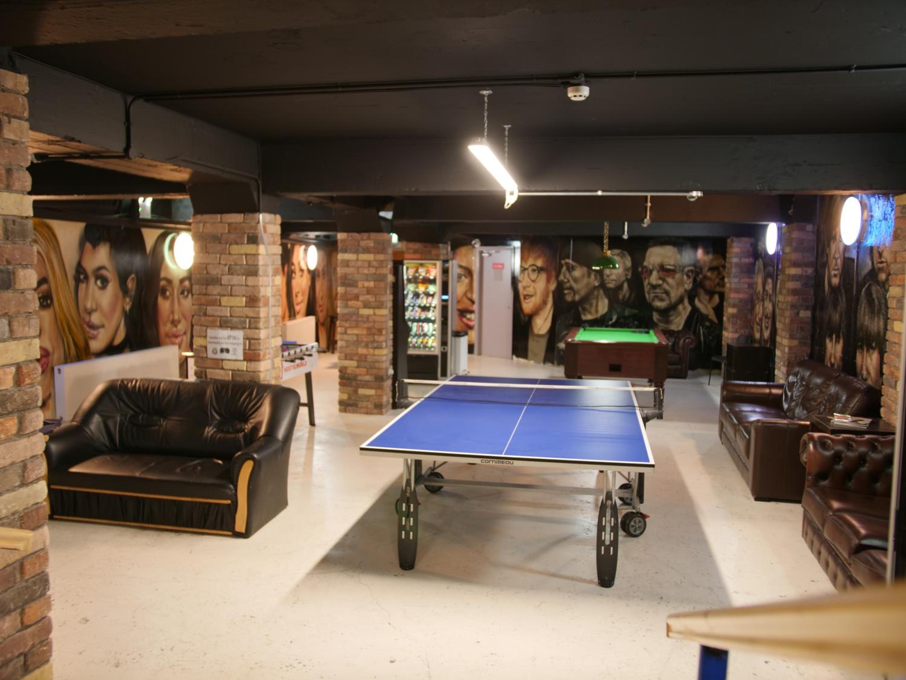 Abbey Court Hostel 20