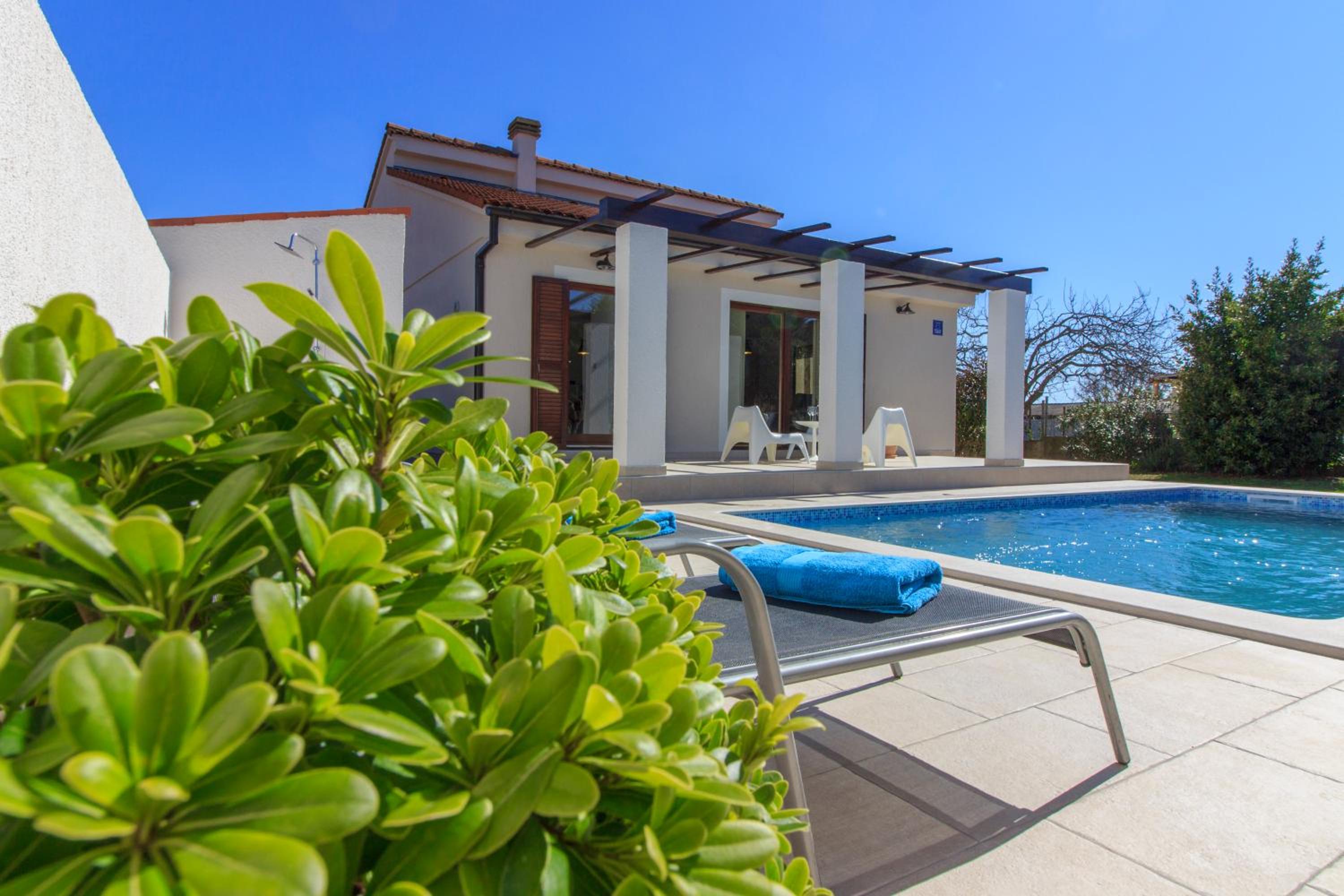 Cozy villa Nina with private pool near Pula, 2km from the beach view 2