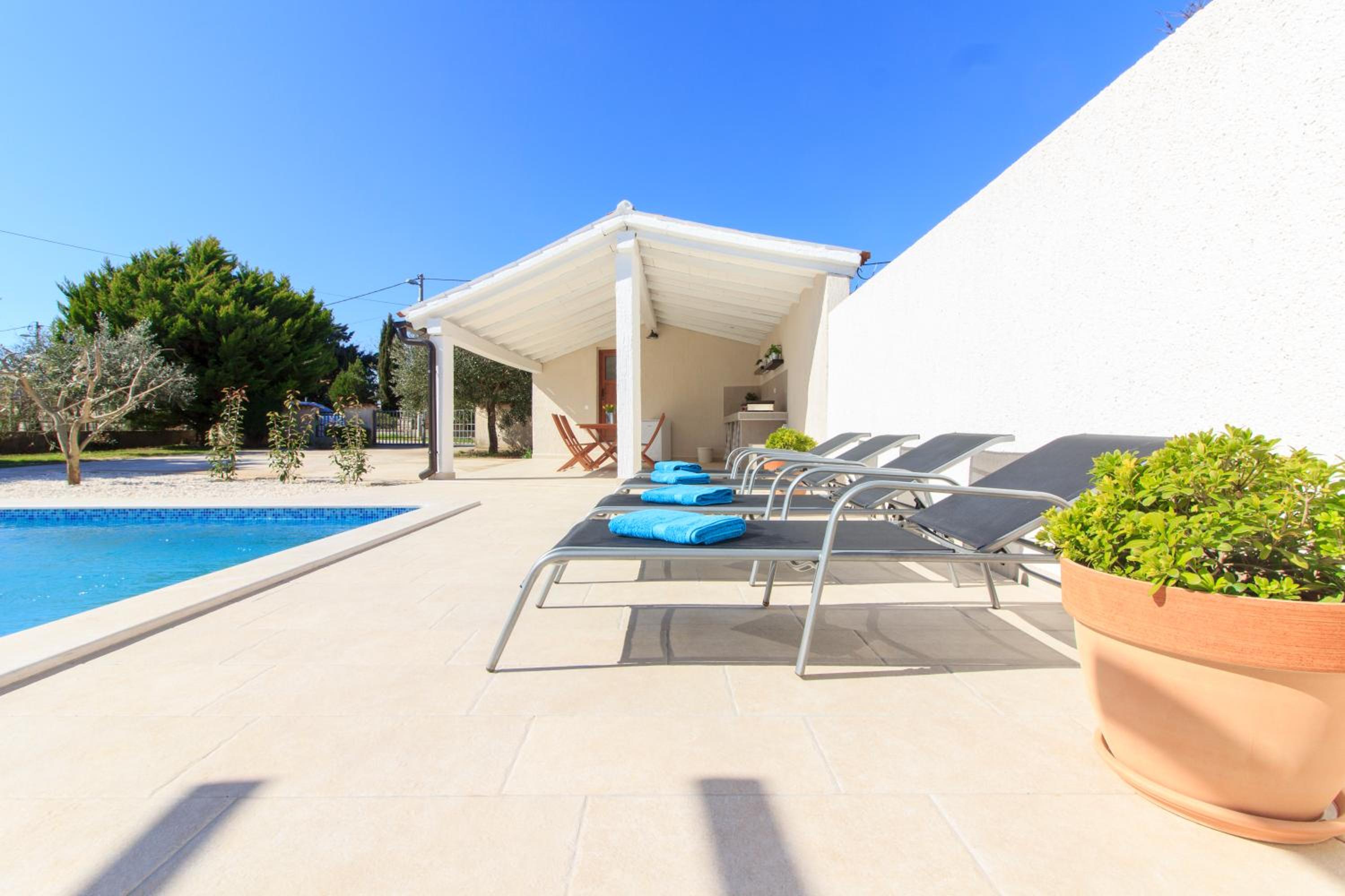 Cozy villa Nina with private pool near Pula, 2km from the beach view 3