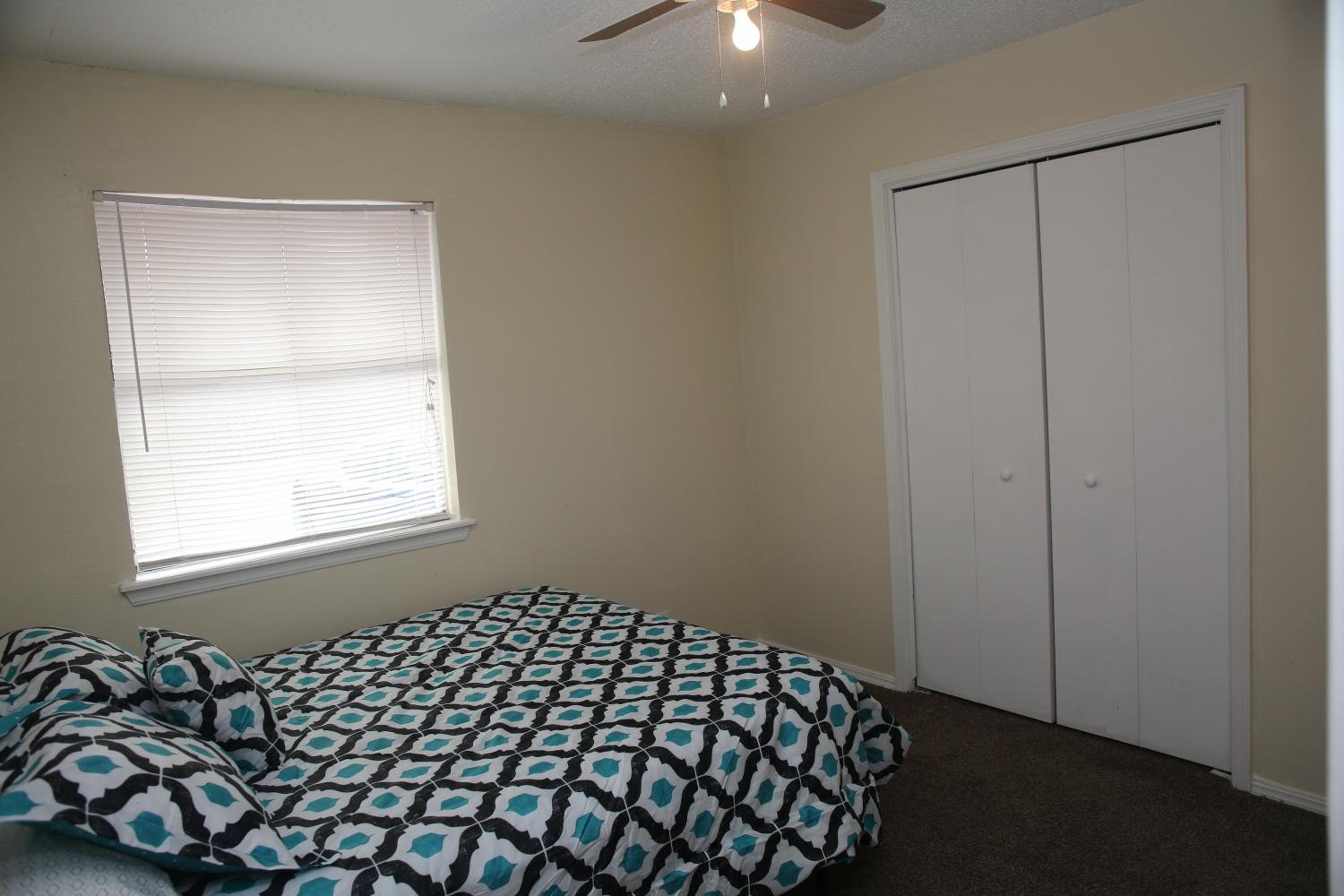2 bed/ 1 bath next to Ft. Sill view 2