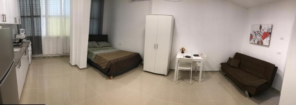 Photo 32