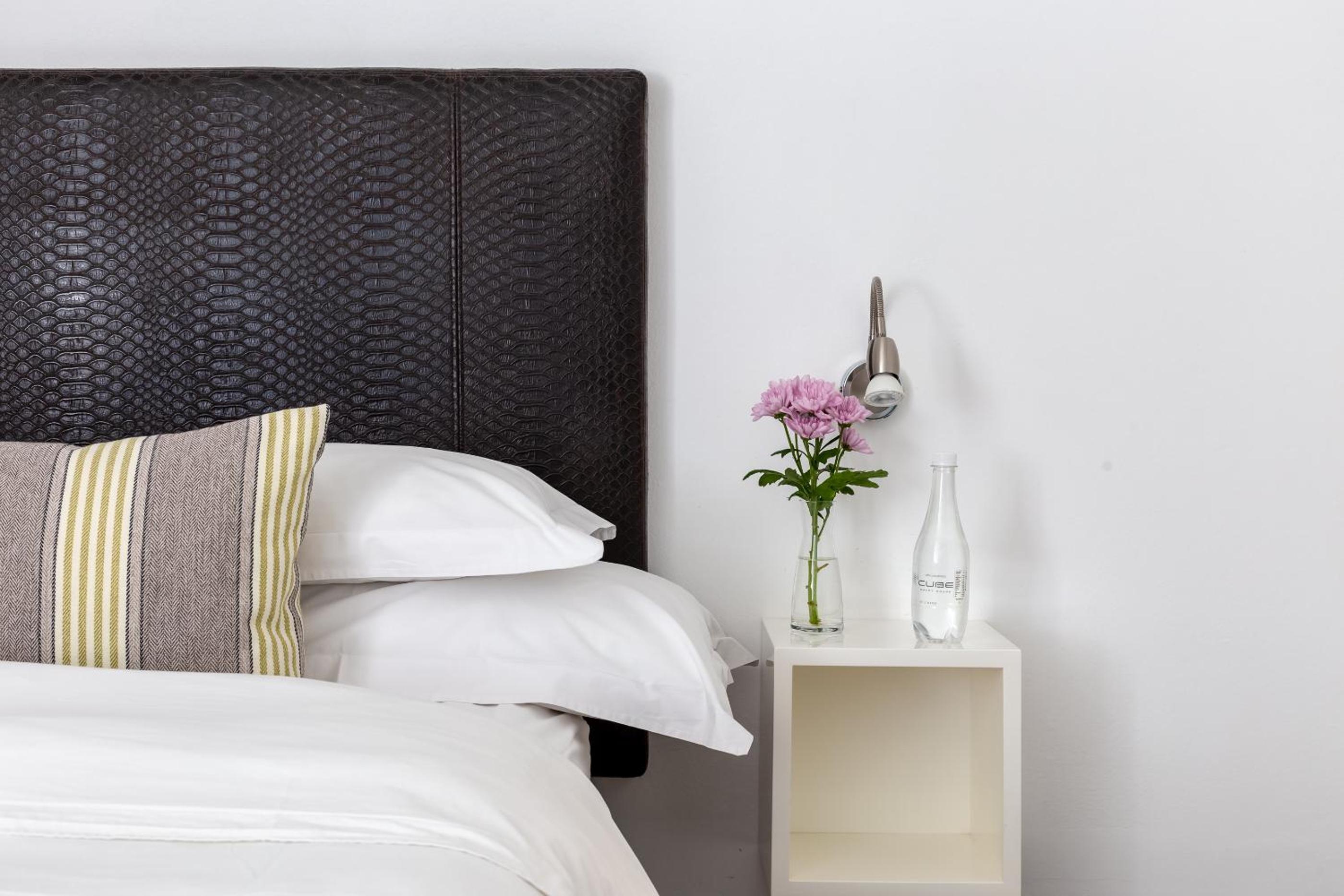CUBE Guest House