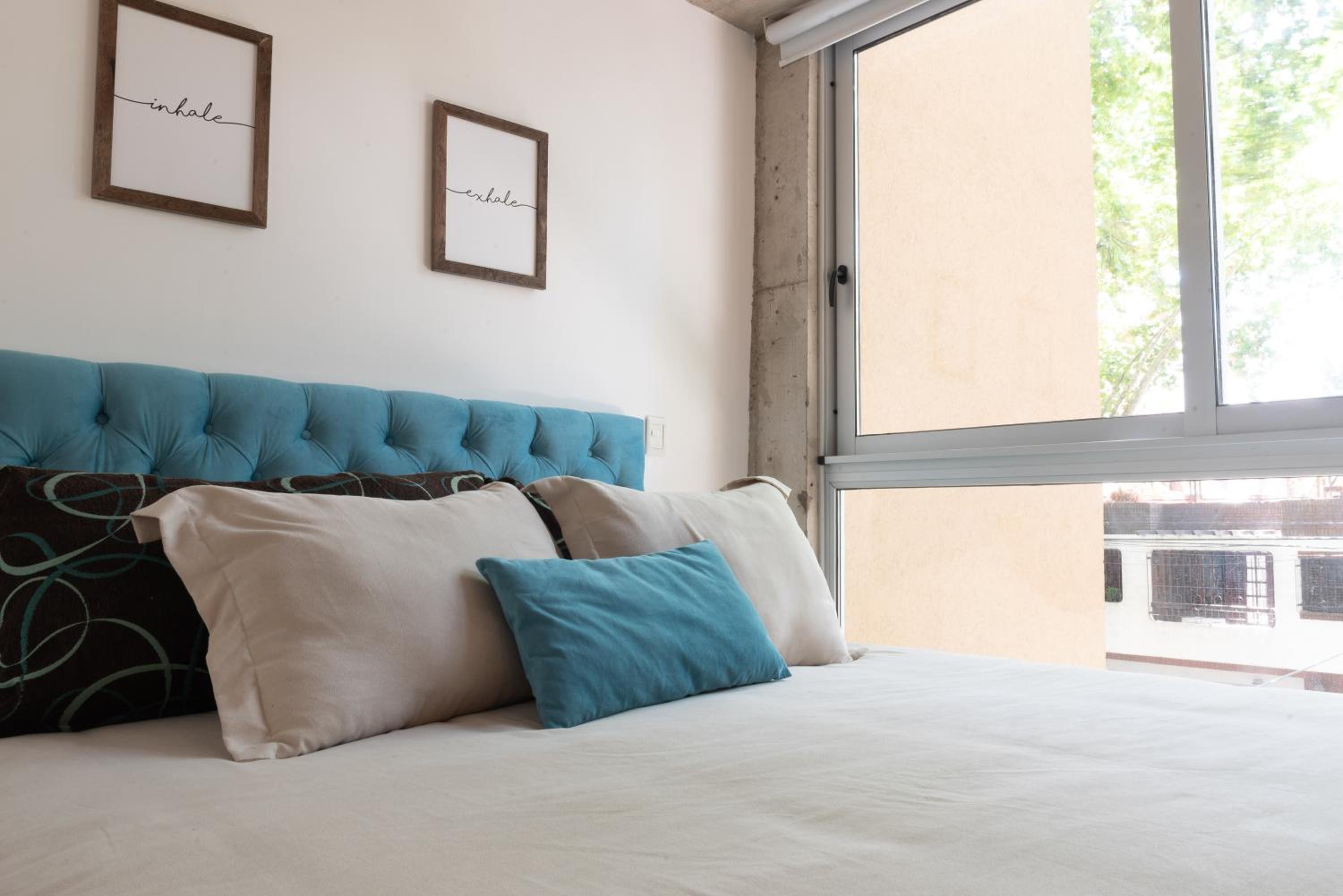 Moderno departamento con TV reversible - By BUMEN