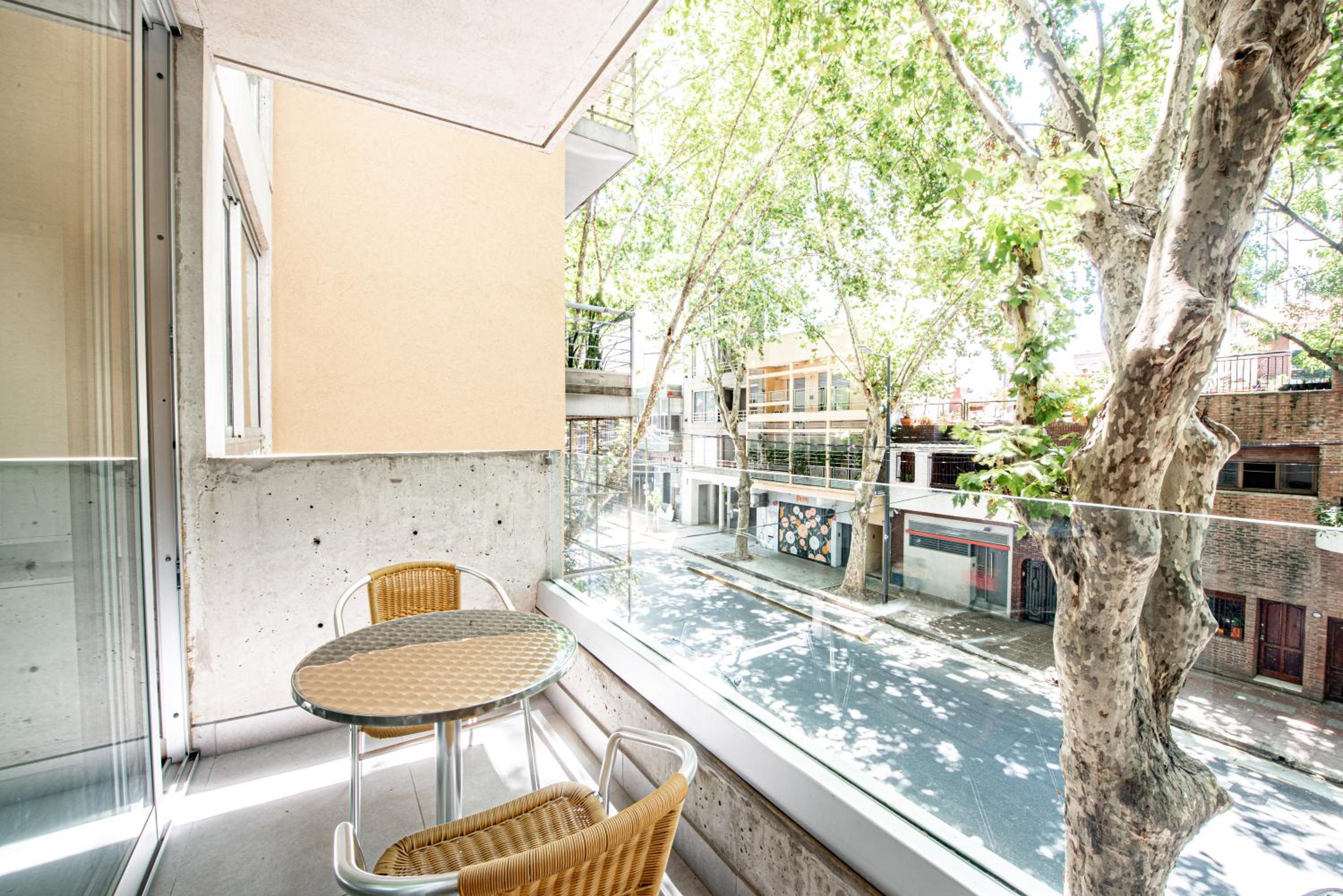 Moderno departamento con TV reversible - By BUMEN