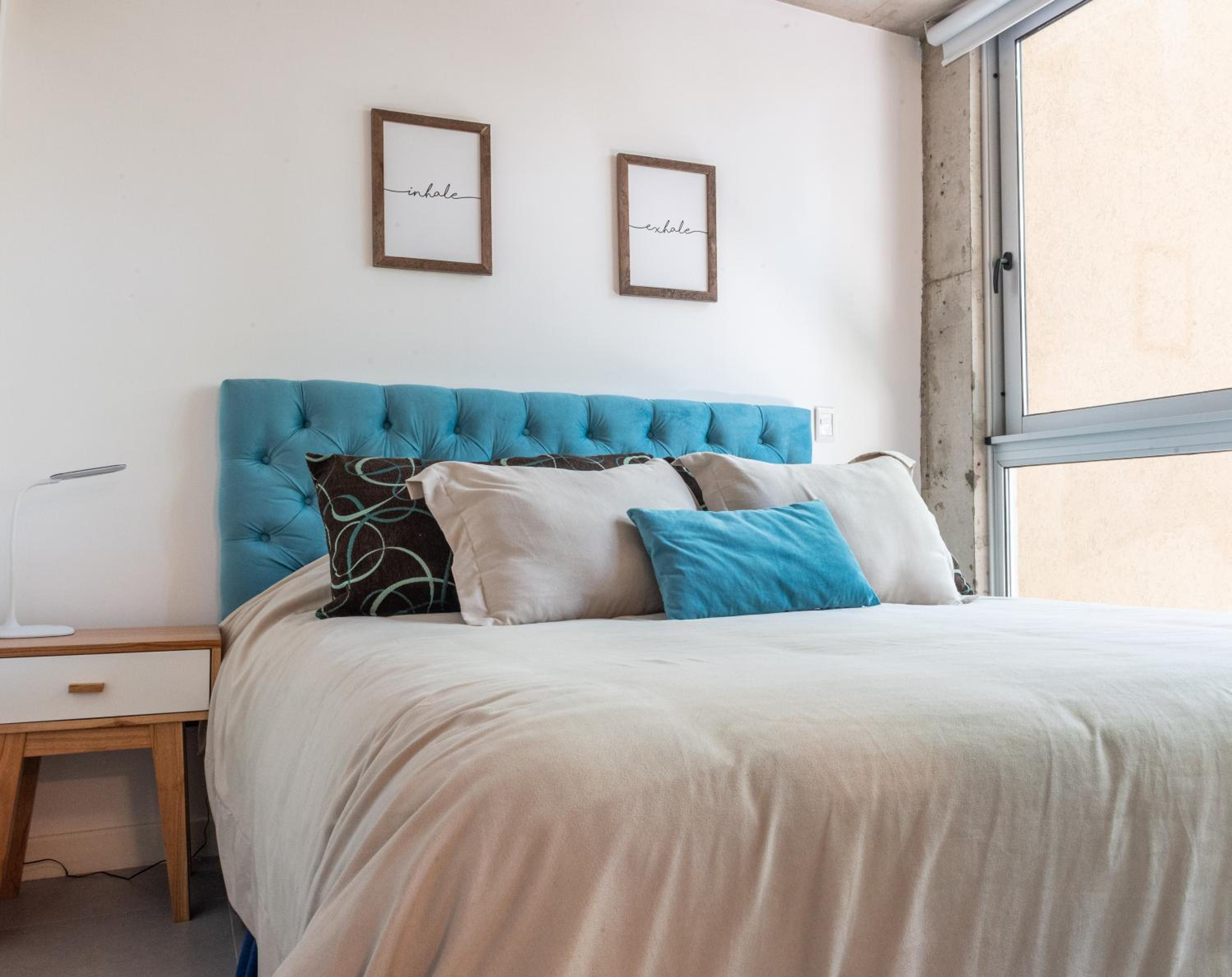 Moderno departamento con TV reversible - By BUMEN