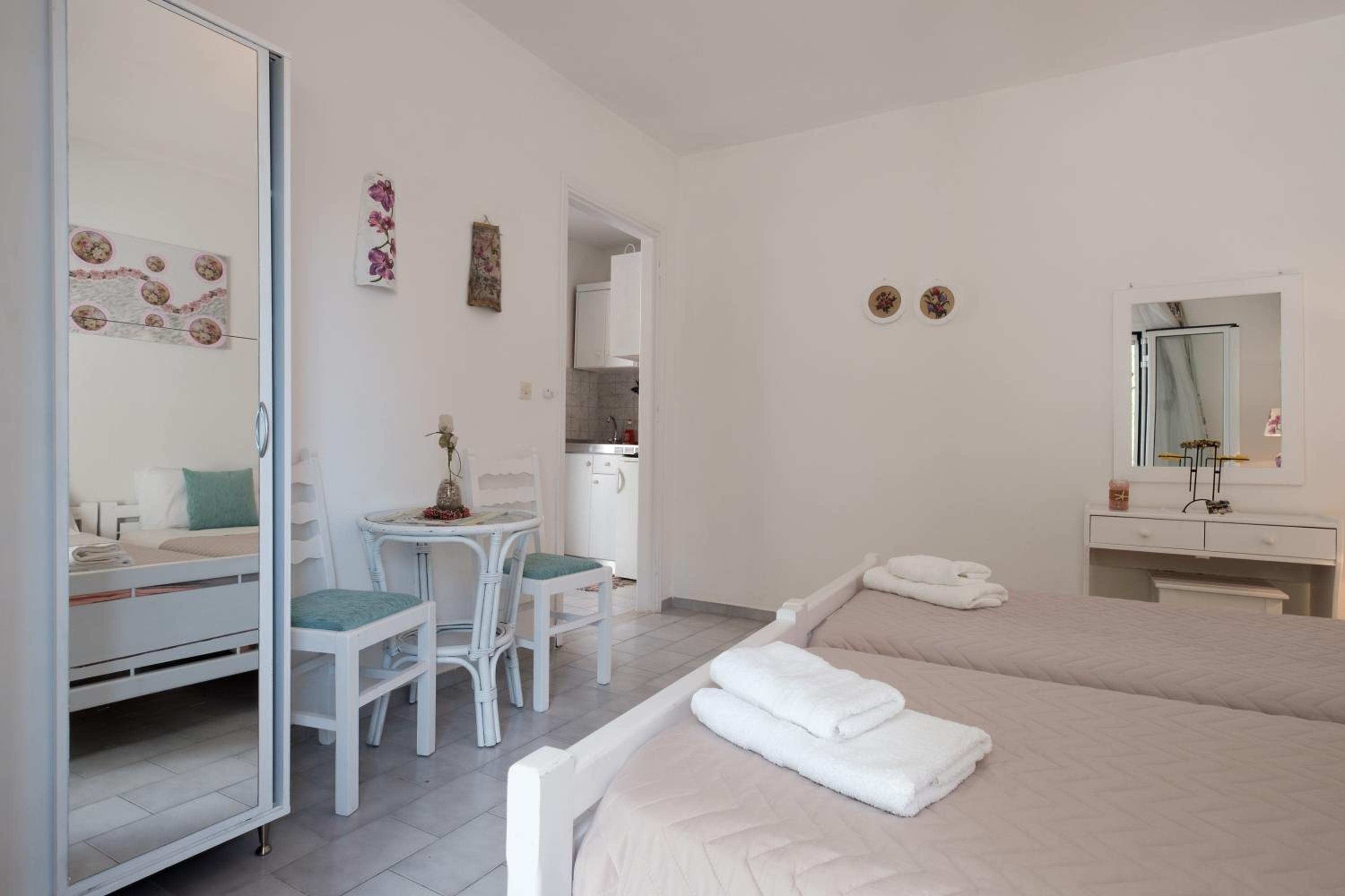 Eftyxia apartments