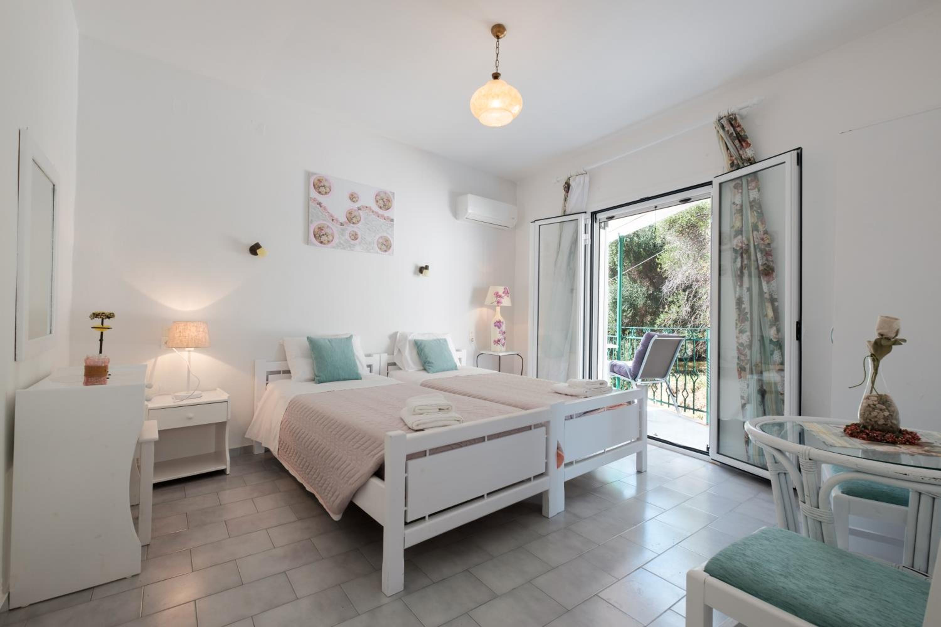 Eftyxia apartments