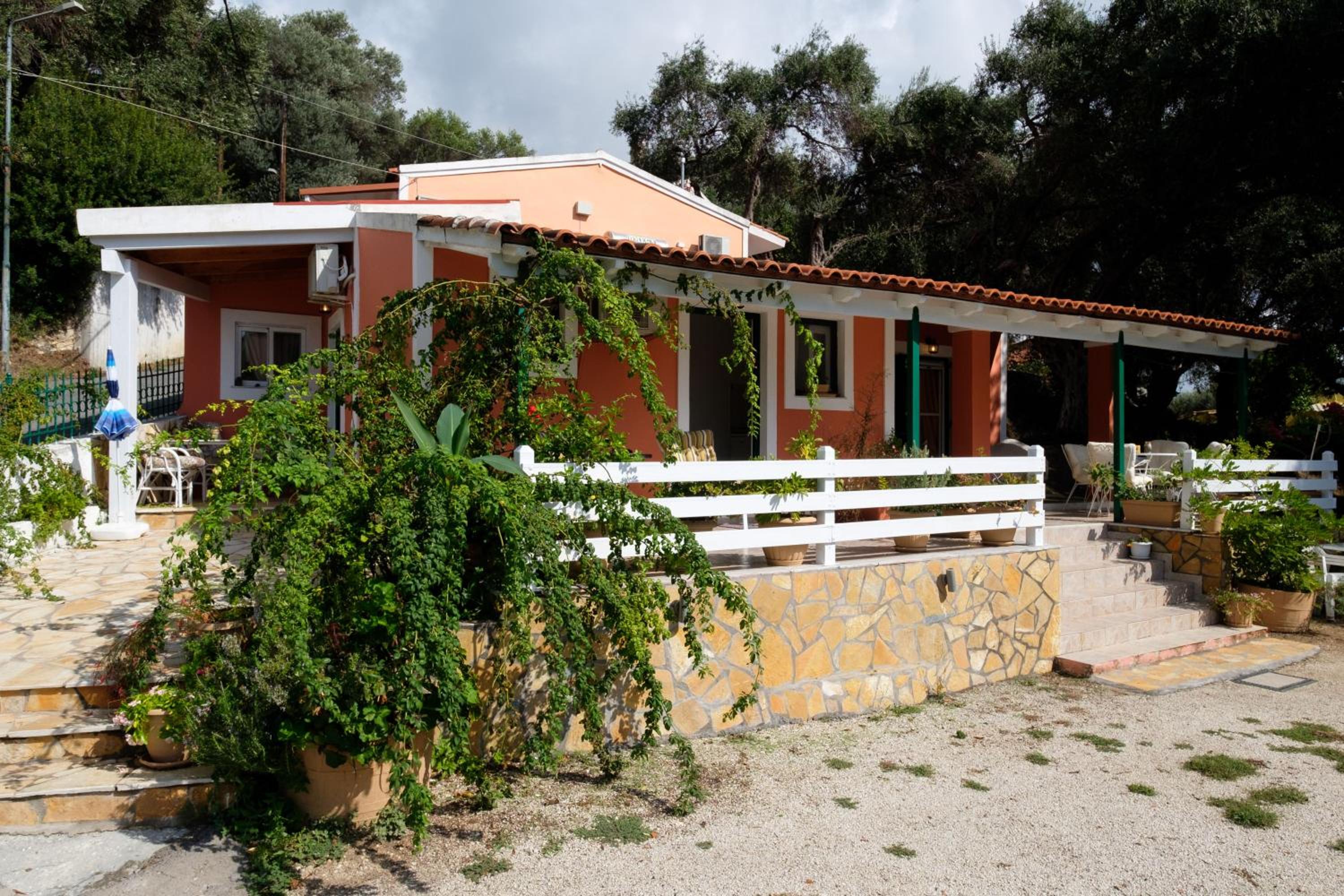 Eftyxia apartments