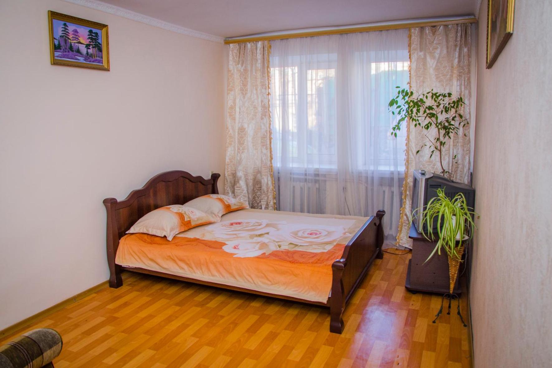 Apartment on Malaya Arnautskaya 21