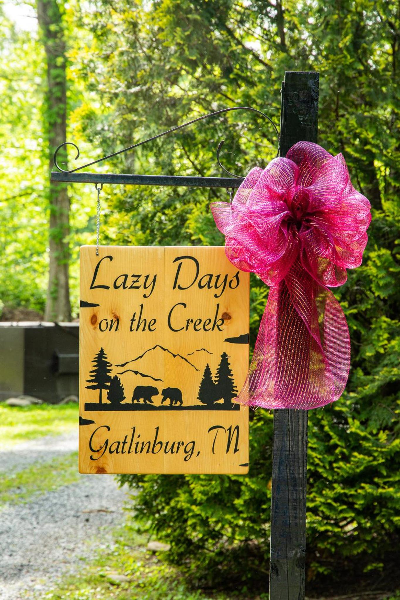 LAZY DAYS on the CREEK view 4