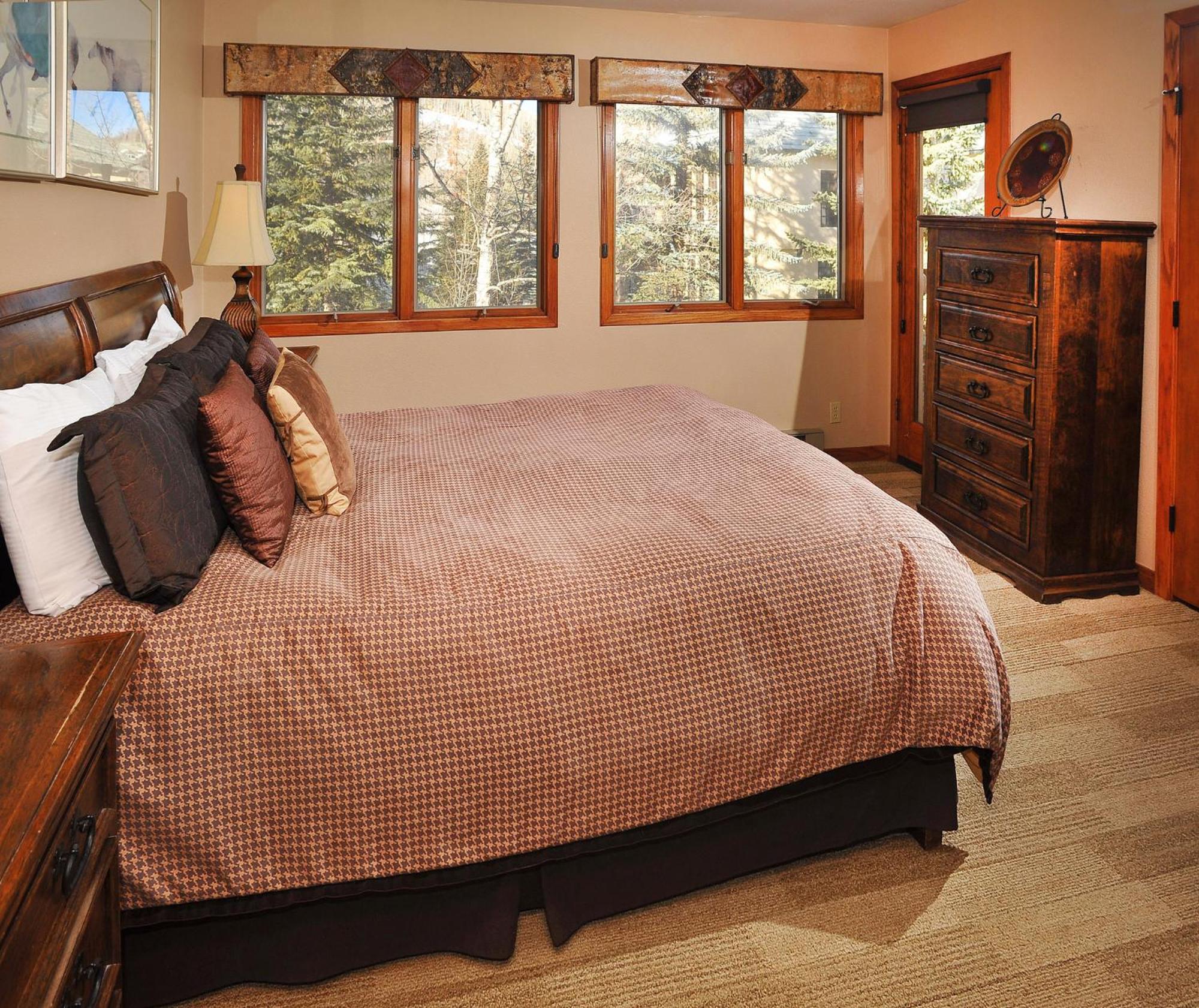 Townsend Place by Vail Realty