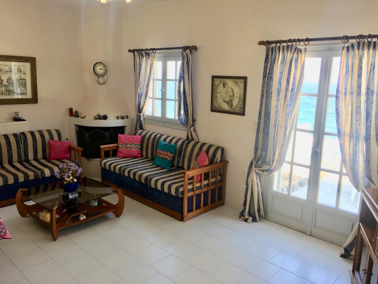 Santorini Grace Villa No1 view 3