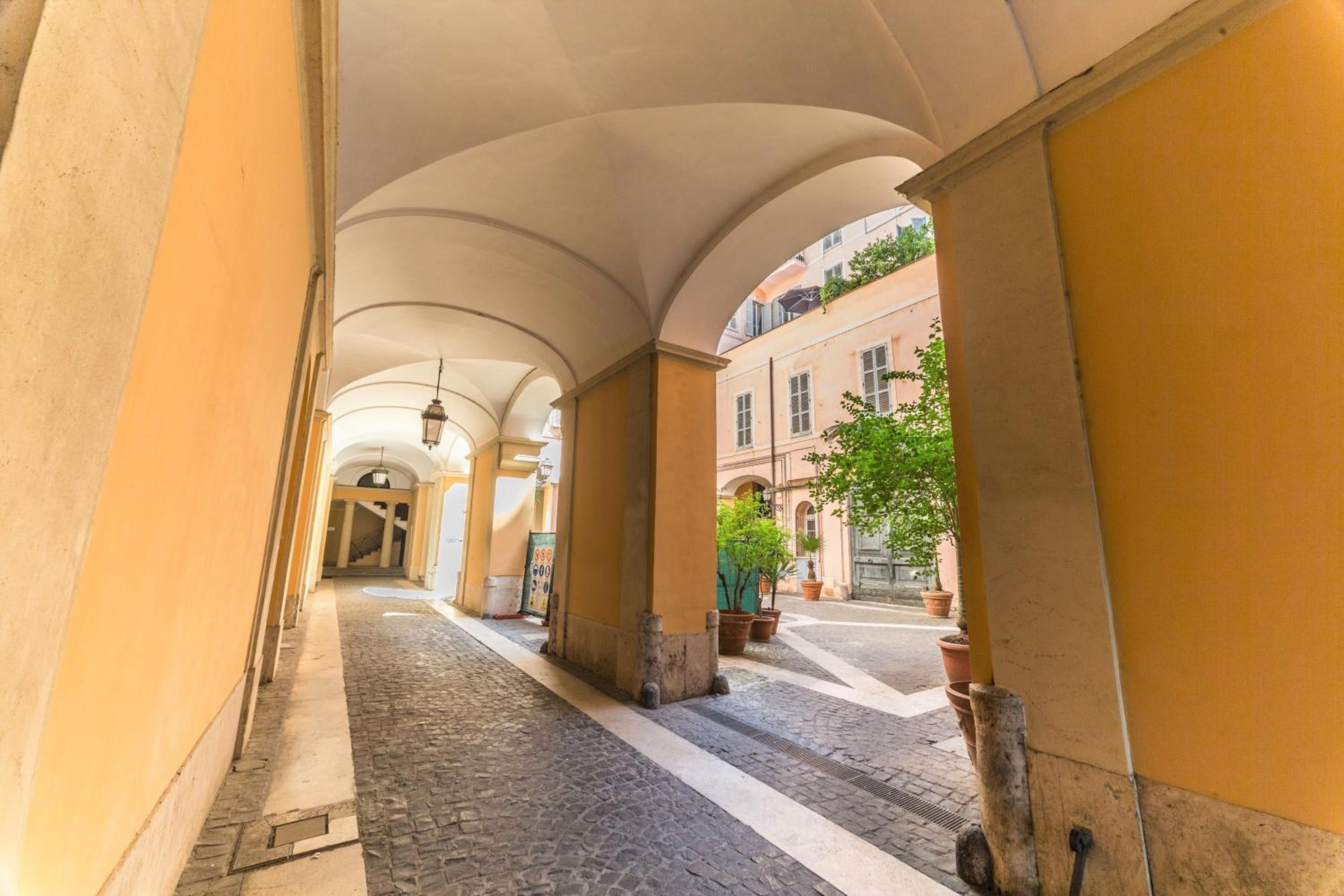 Balestra Palace Apartment