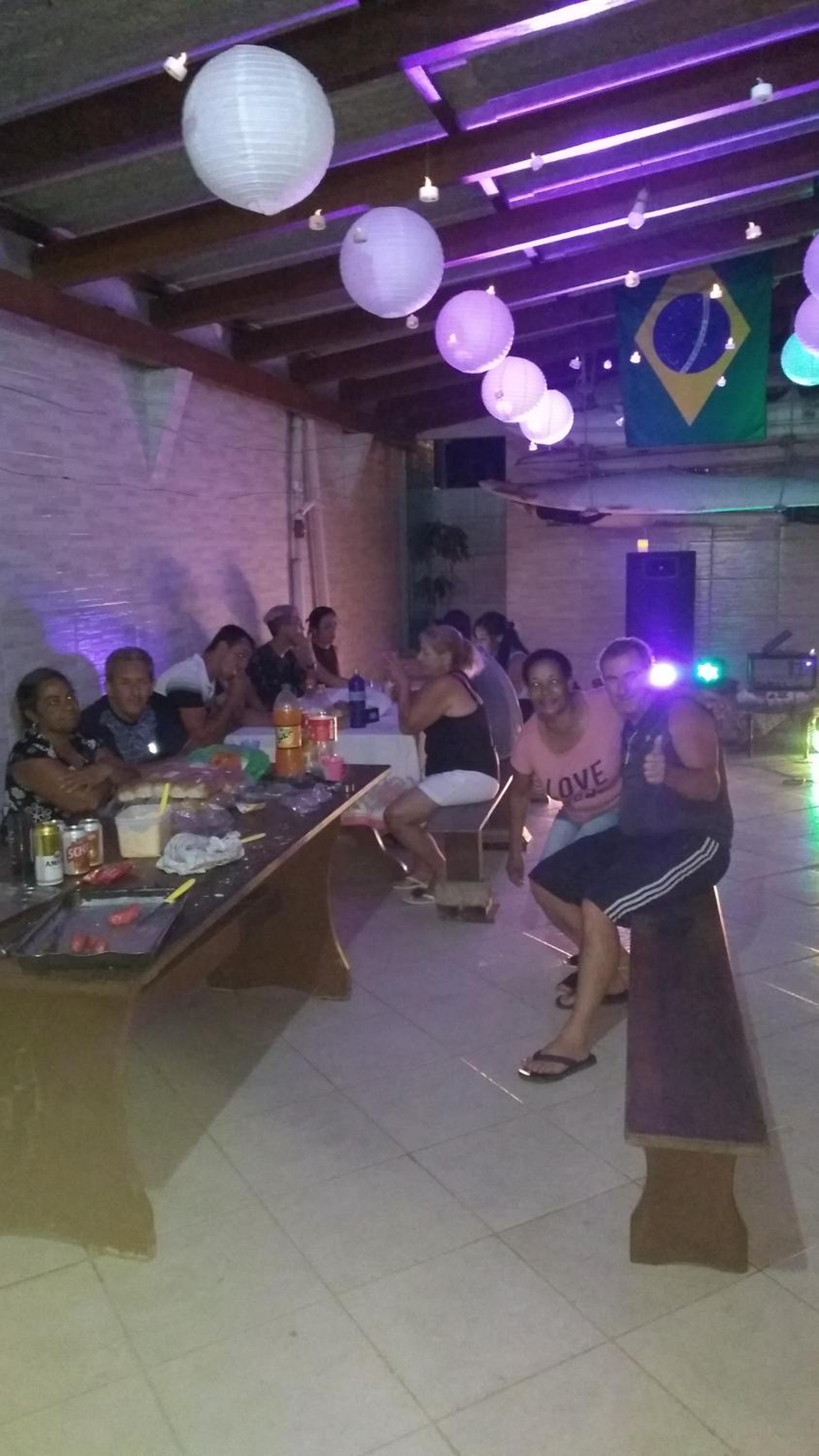 Amplo Apartamento na Pinheira