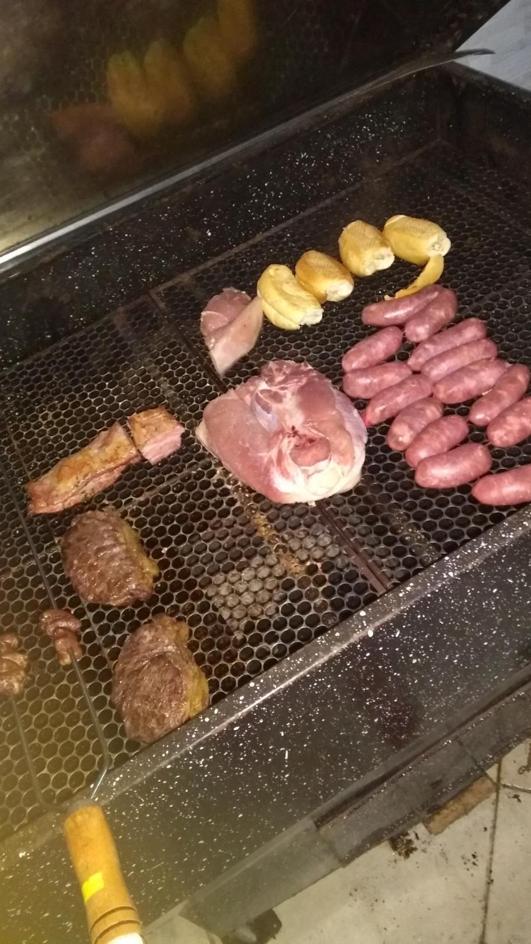 Amplo Apartamento na Pinheira
