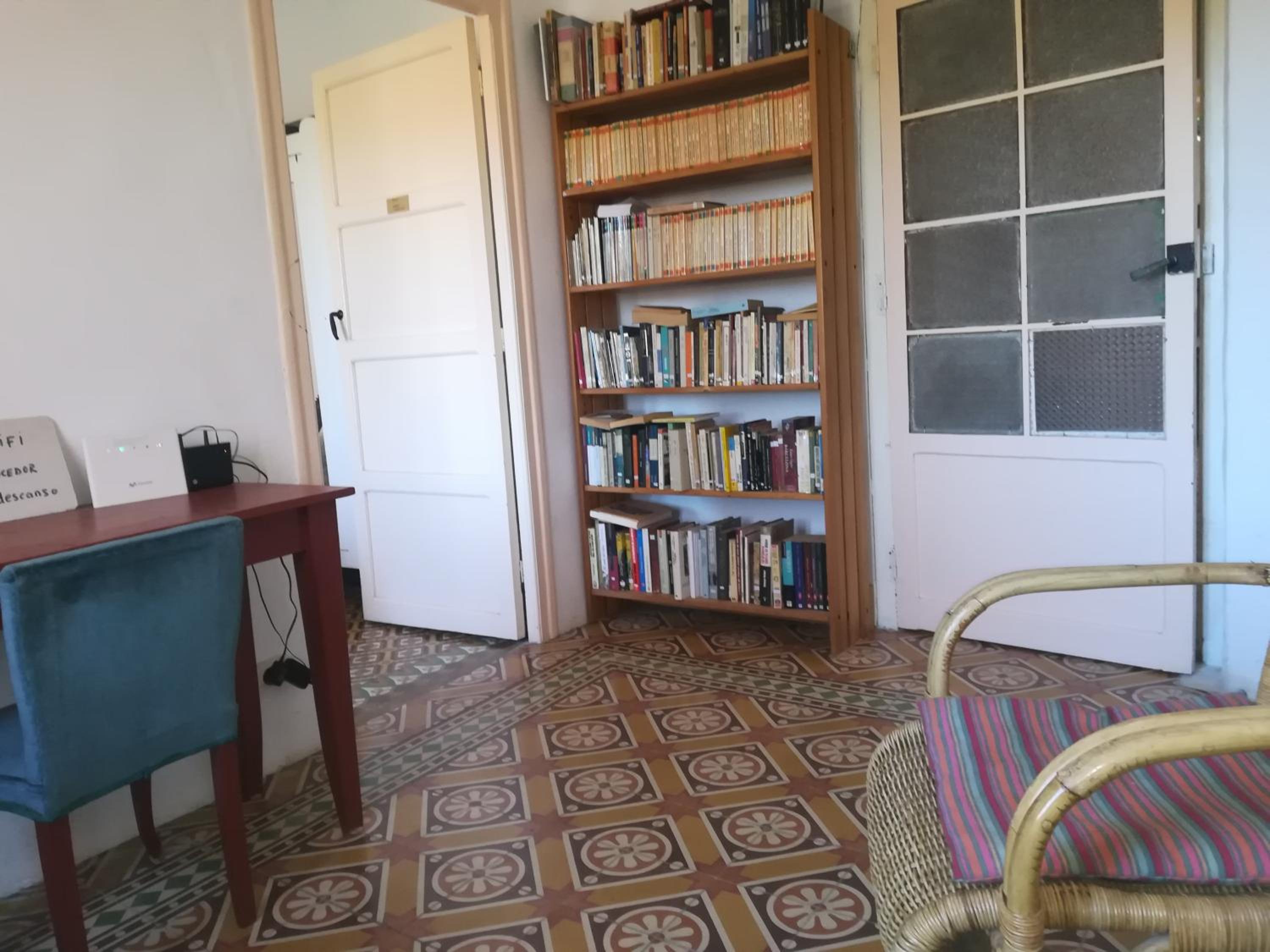 Photo 10
